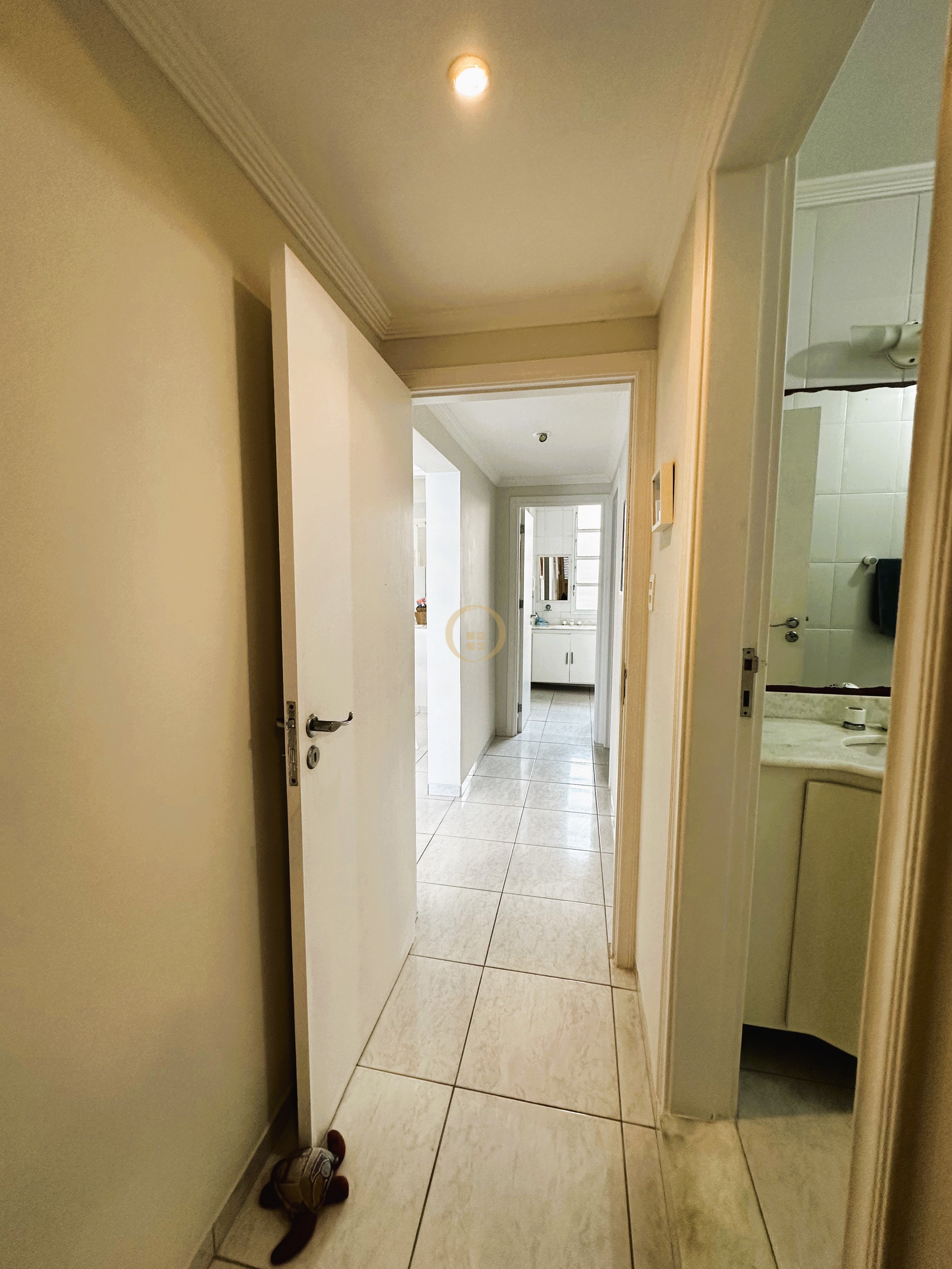 Apartamento Frente ao Mar-2-dormitorios-Pitangueiras