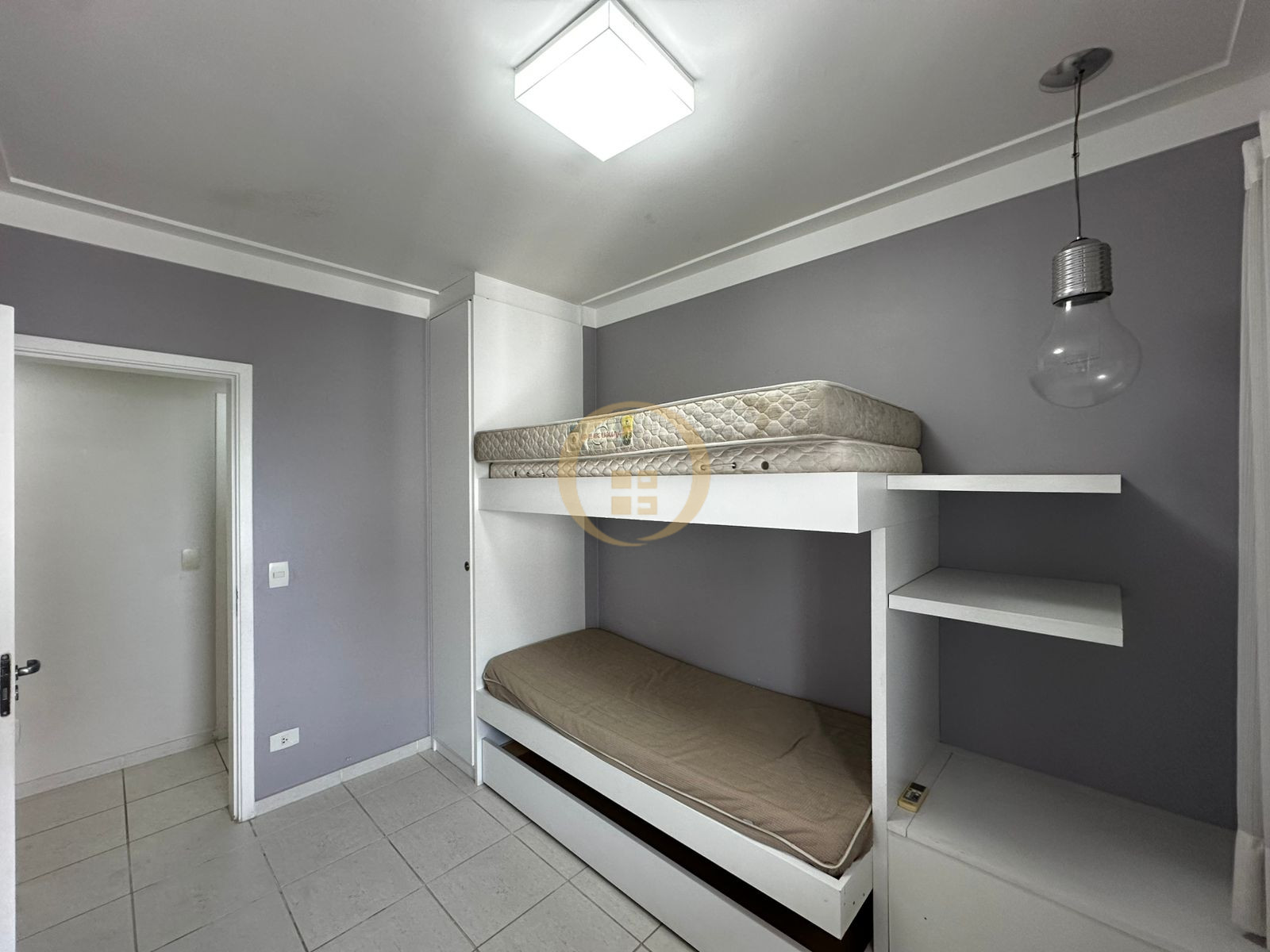 Apartamento Frente ao Mar, Praia das Astúrias Guarujá - SP