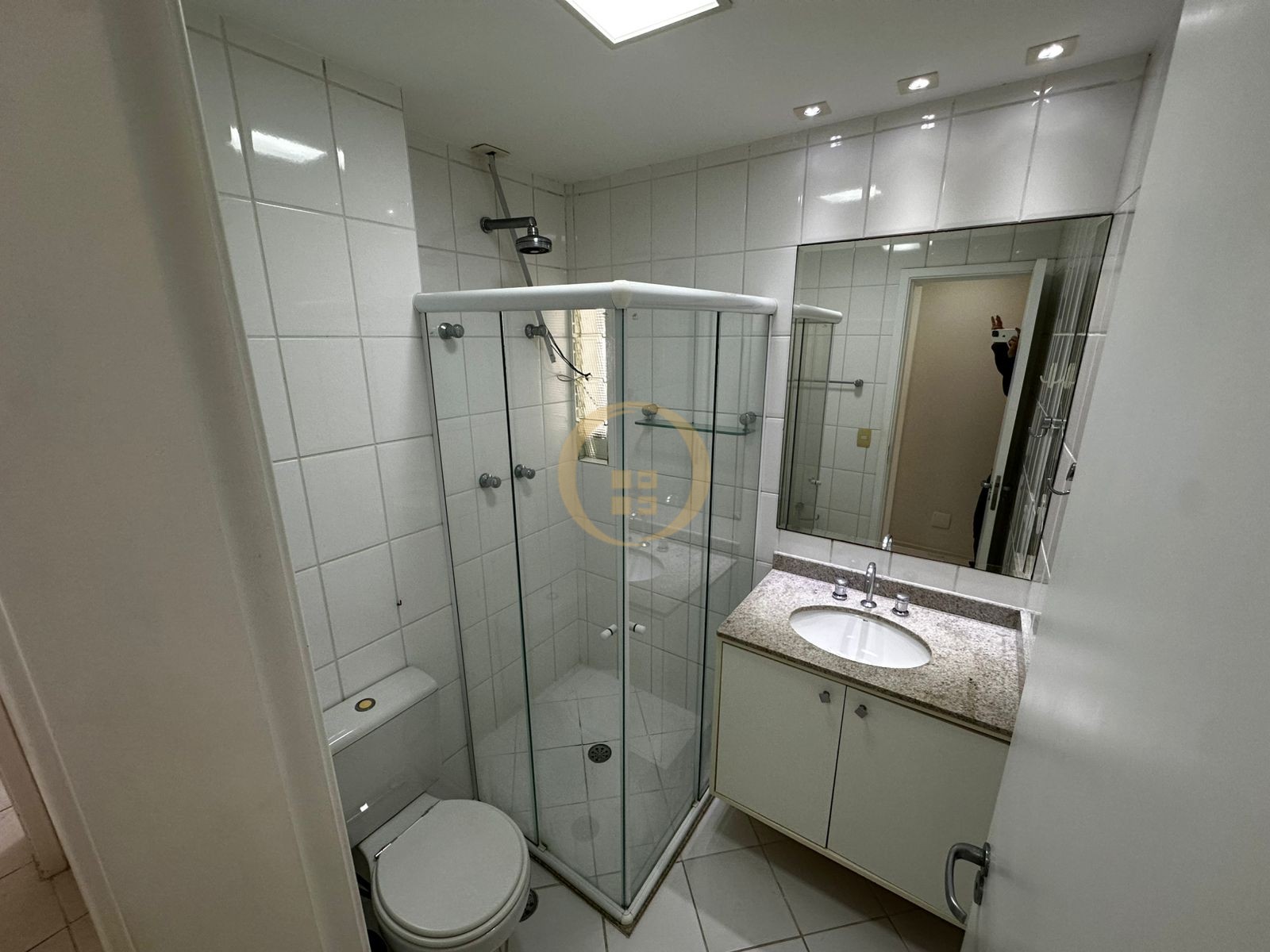Apartamento Frente ao Mar, Praia das Astúrias Guarujá - SP