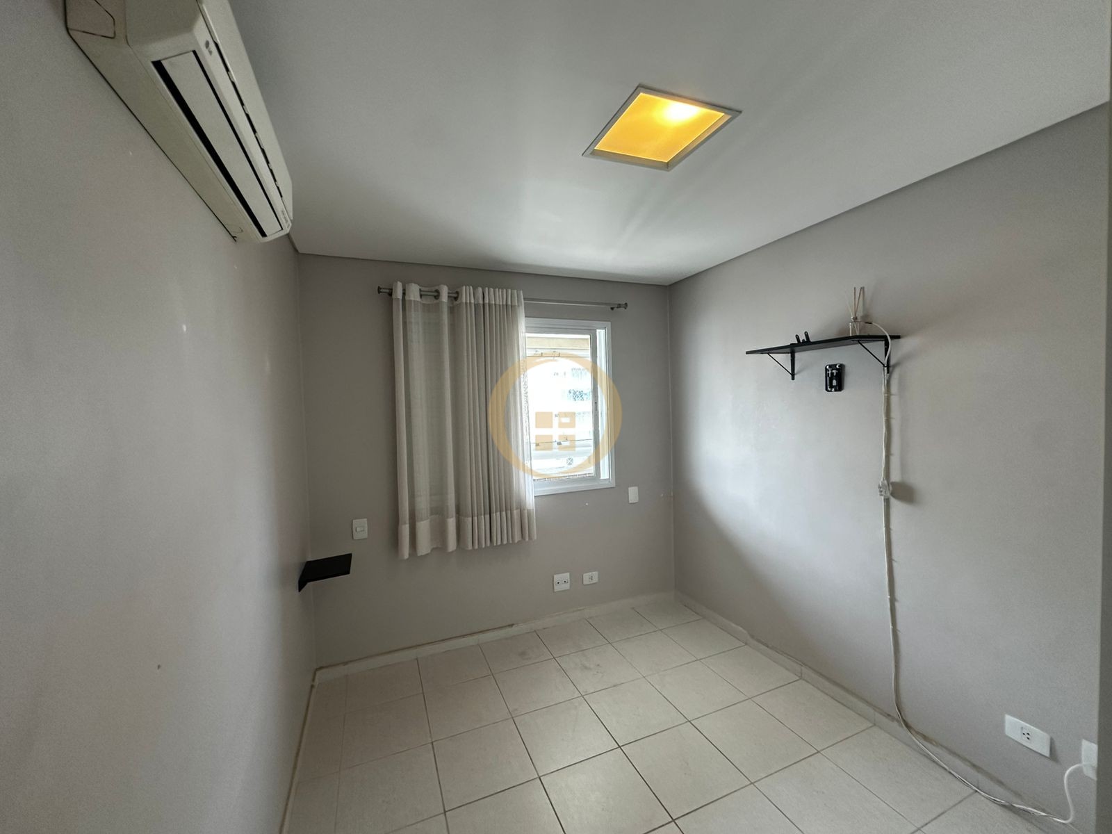 Apartamento Frente ao Mar, Praia das Astúrias Guarujá - SP