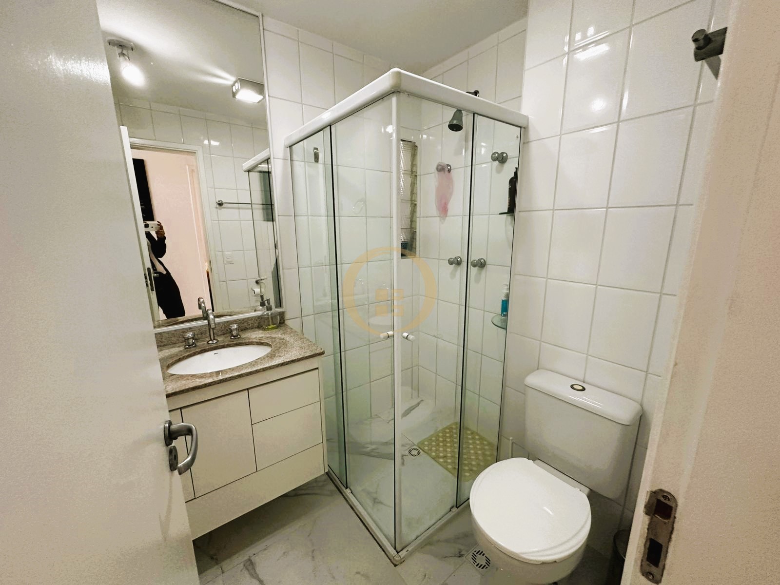 Apartamento Frente ao Mar, Astúrias, Guarujá - SP