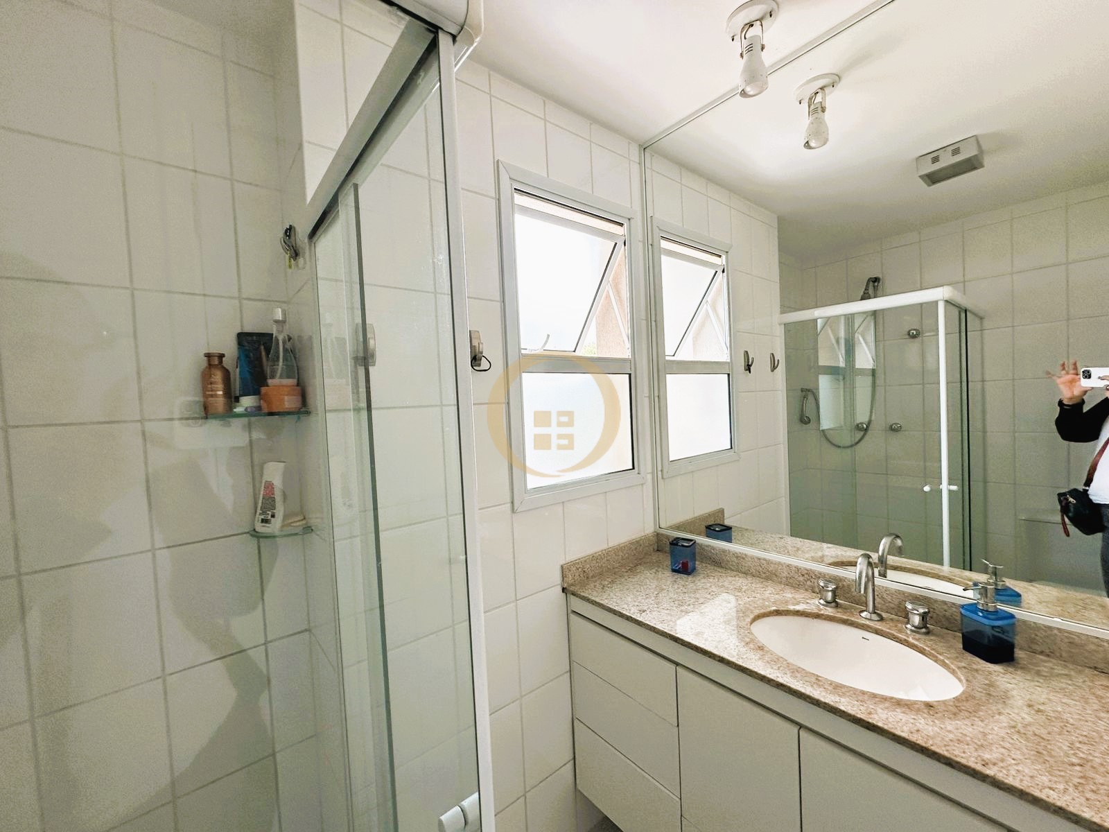 Apartamento Frente ao Mar, Astúrias, Guarujá - SP