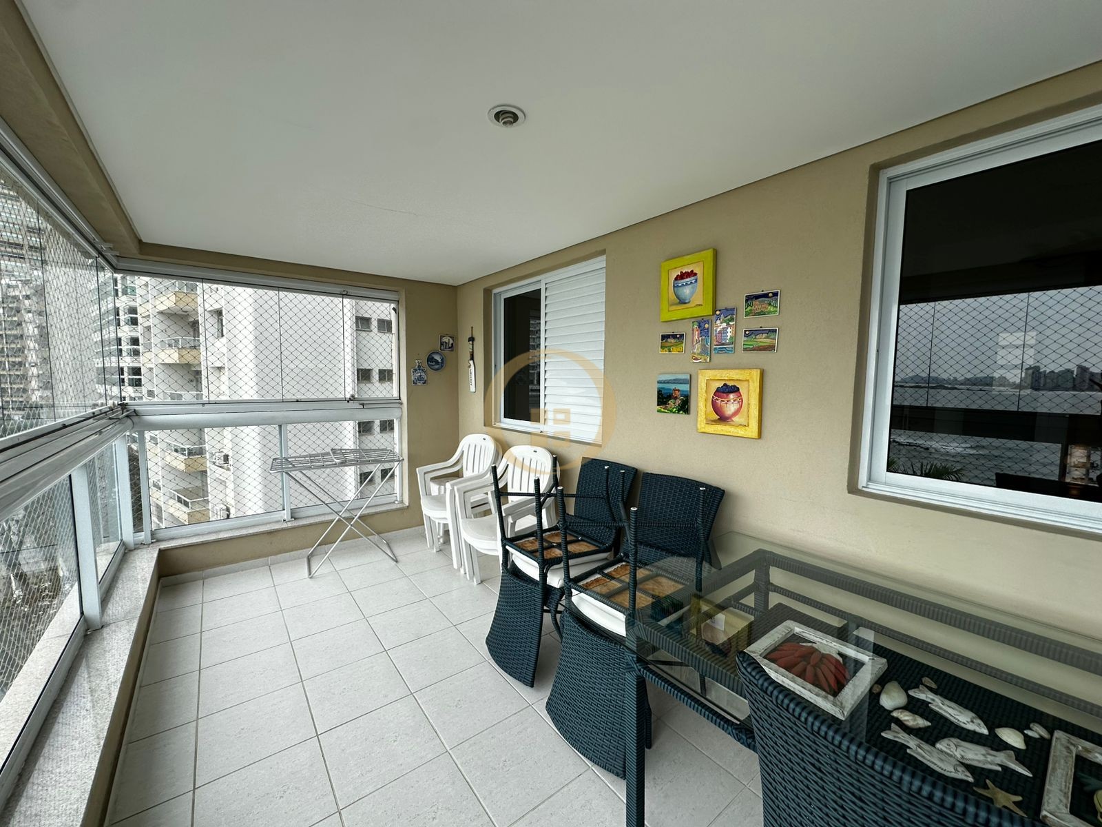 Apartamento Frente ao Mar, Praia da Astúrias Guarujá - SP