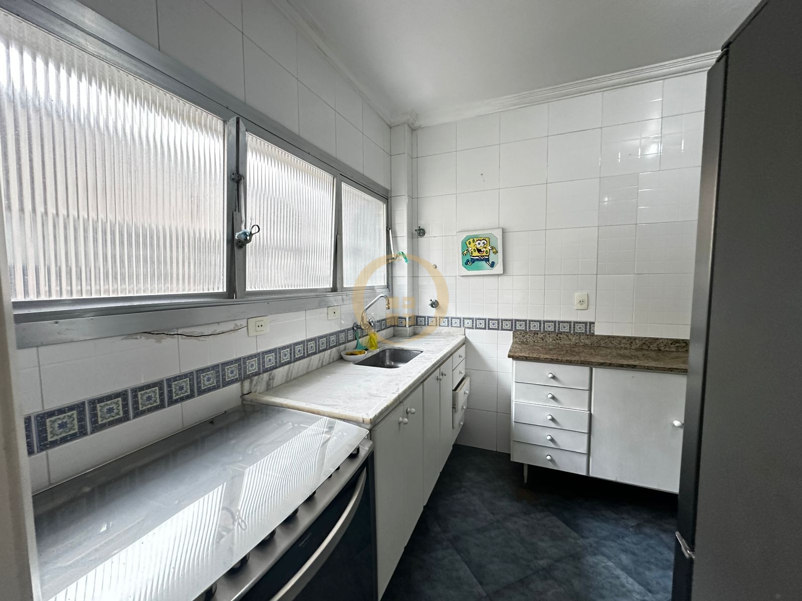 Apartamento na Praia das Pitangueiras, Guarujá - SP