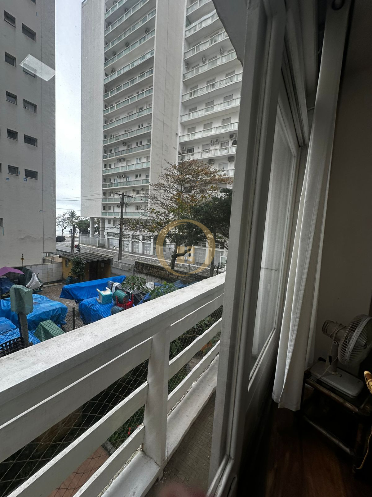 Apartamento na Praia das Pitangueiras, Guarujá - SP