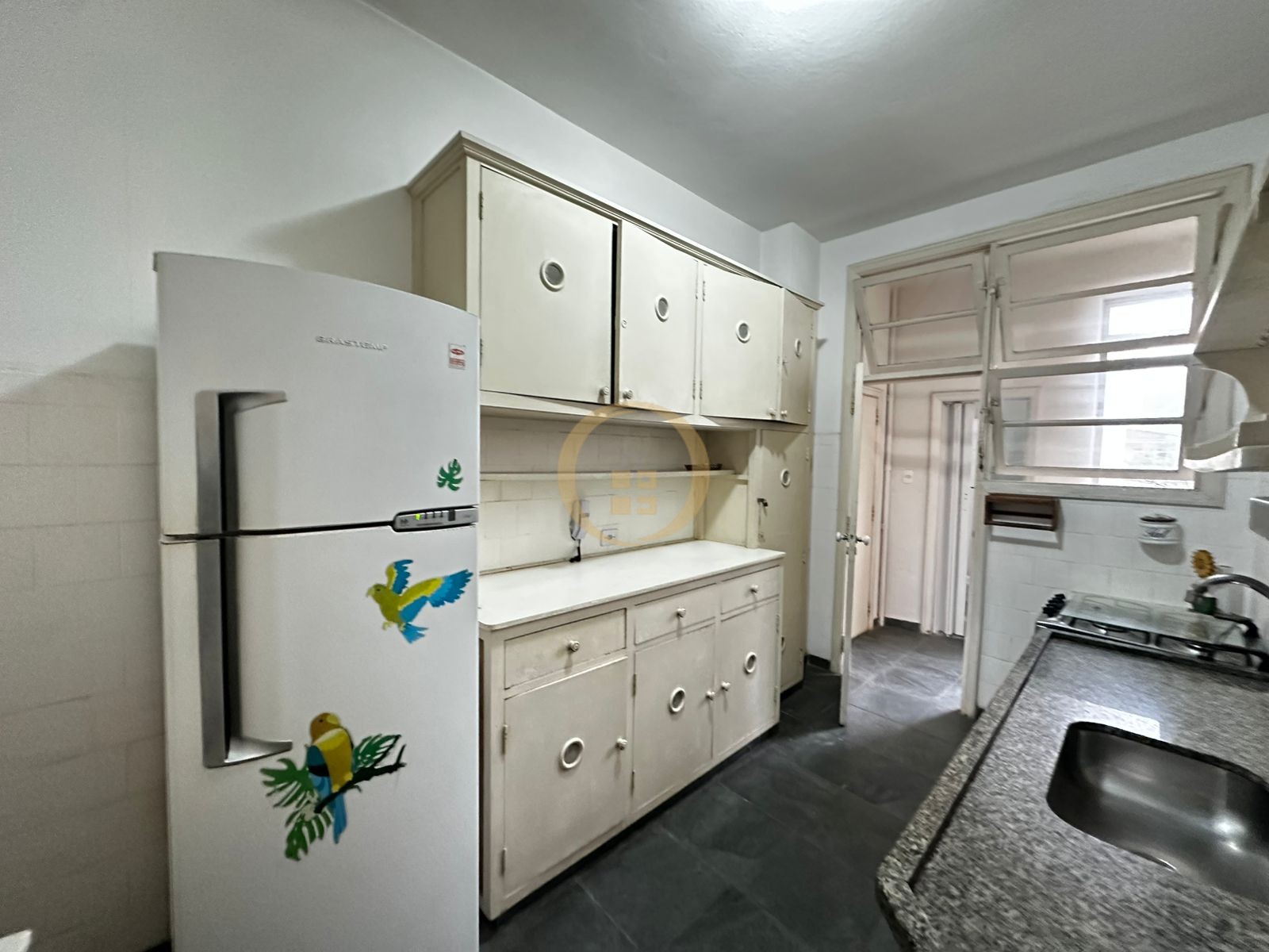 Apartamento na Praia das Pitangueiras, Guarujá - SP