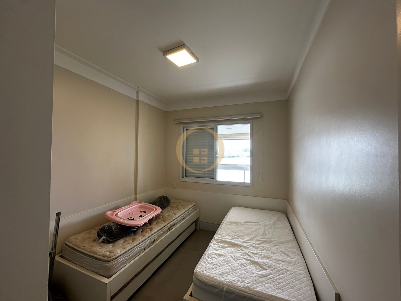 Apartamento Frente ao Mar, Praia das Astúria, Guarujá - SP