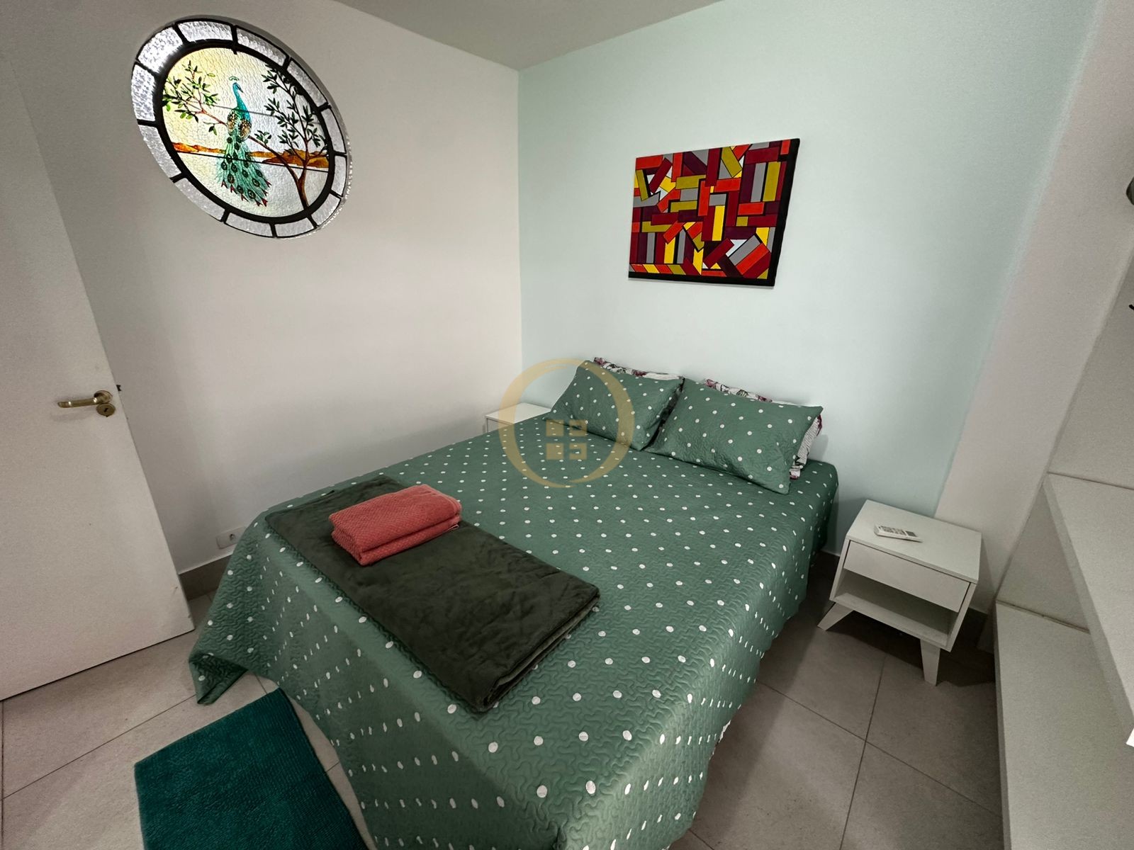 Apartamento na Praia das Pitangueiras, Guarujá - SP