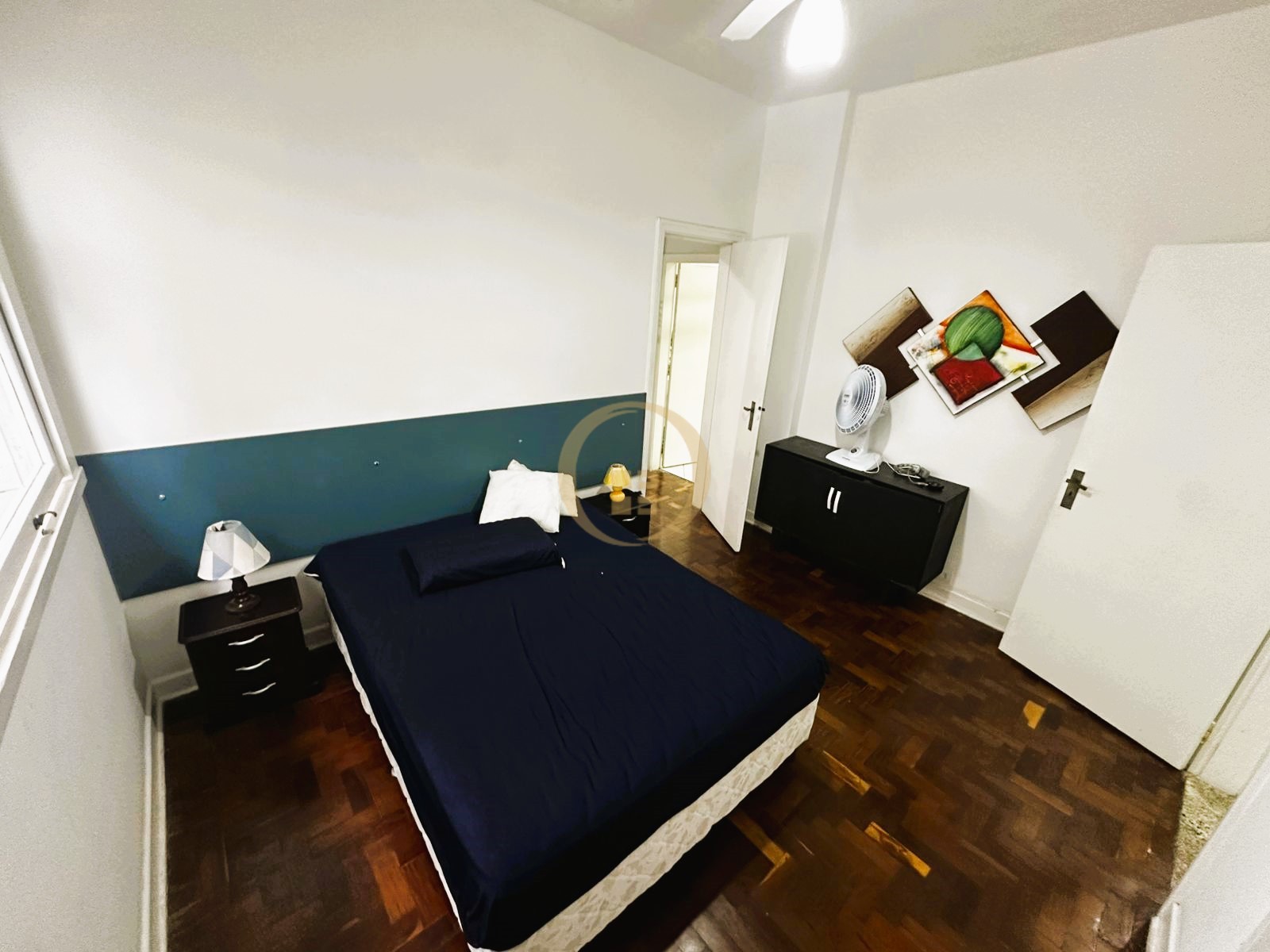Apartamento na Praia das Pitangueiras, Guarujá - SP
