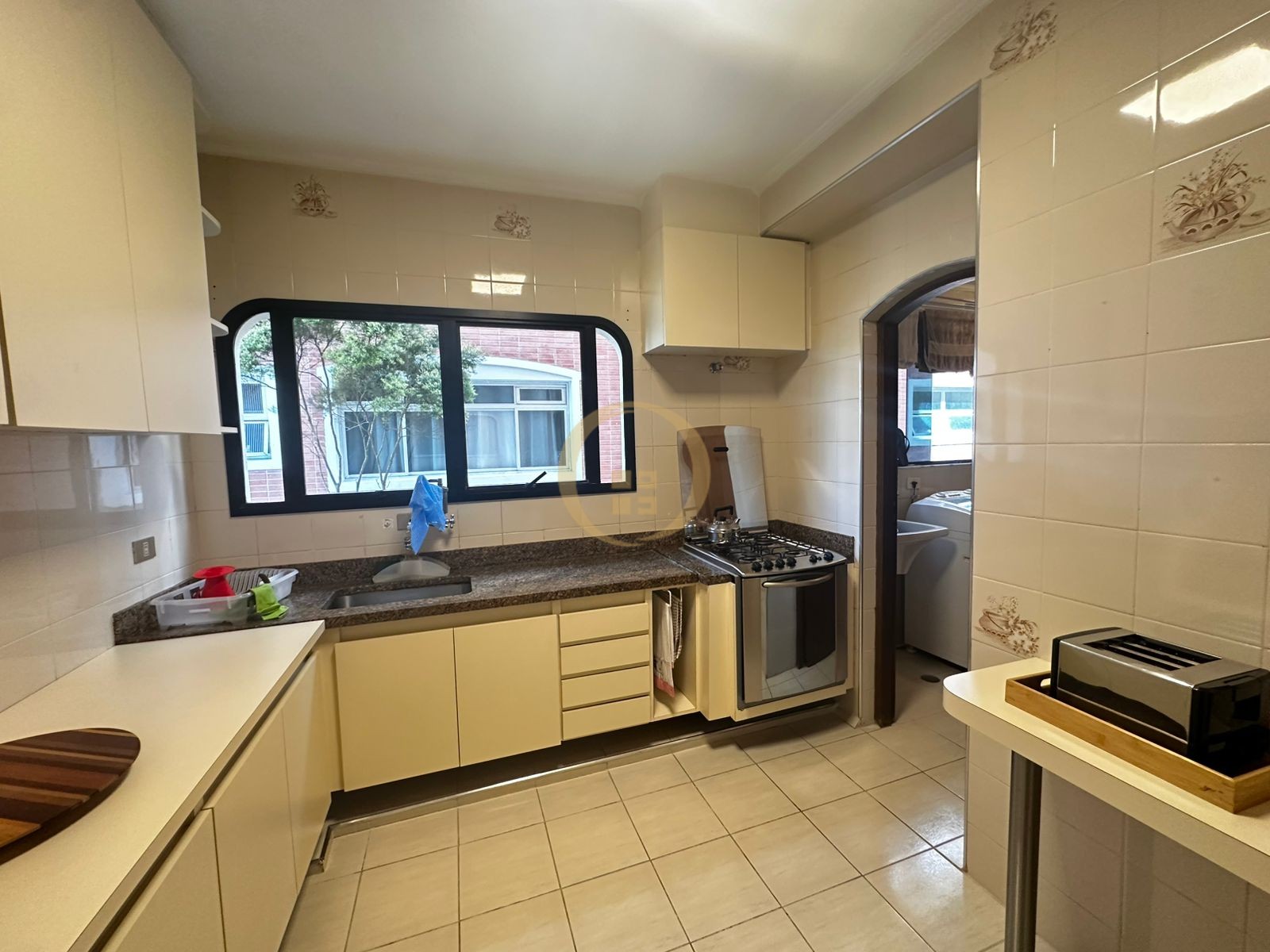 Apartamento na Praia da Enseada, Guarujá - SP