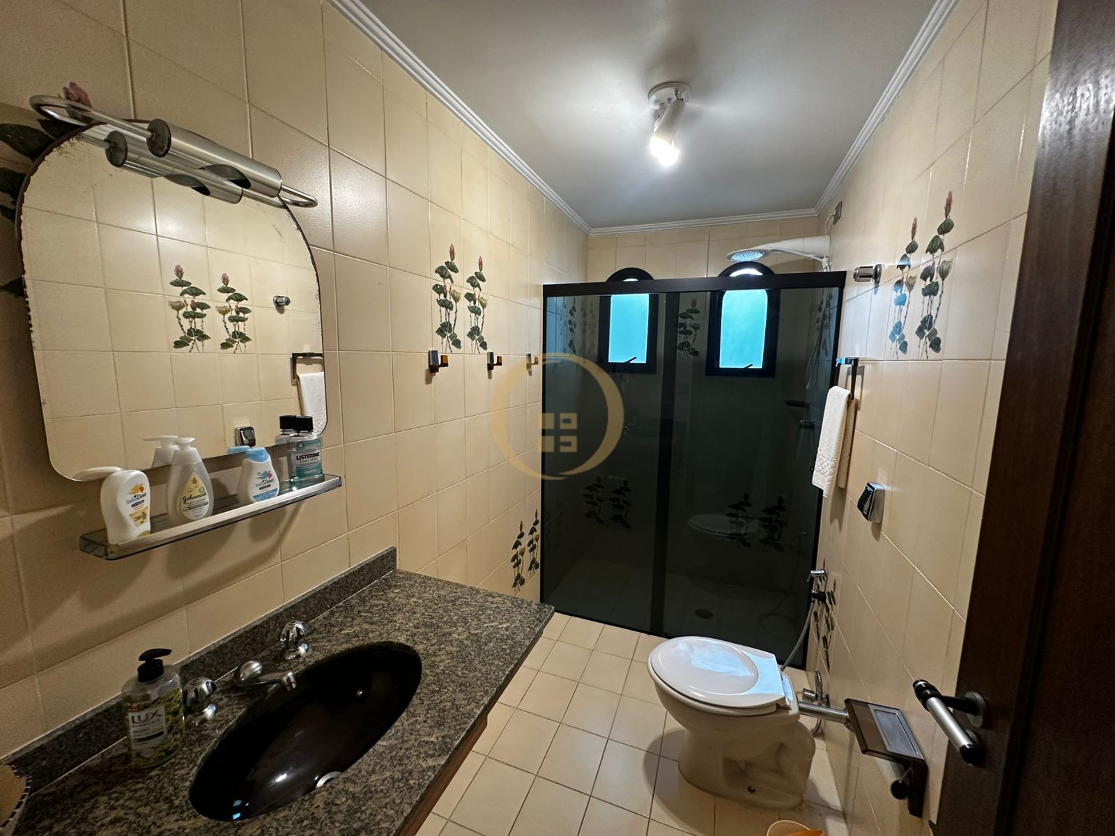 Apartamento na Praia da Enseada, Guarujá - SP