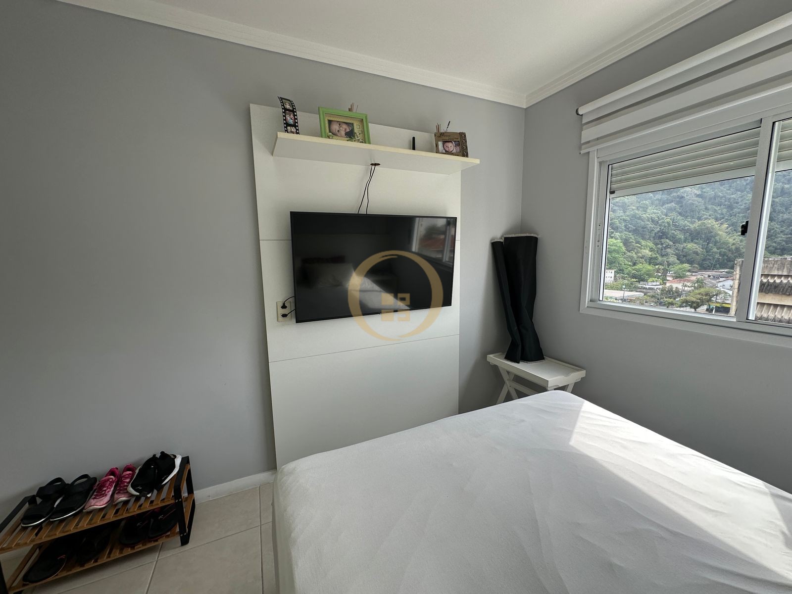 Apartamento na Praia das Pitangueiras, Guarujá - SP