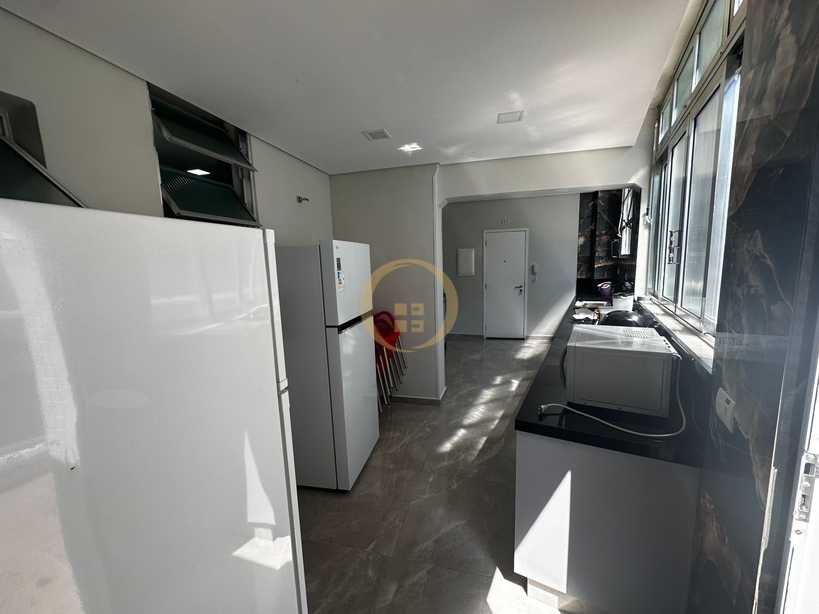 Apartamento Frente ao Mar-3-dormitorios-Pitangueiras