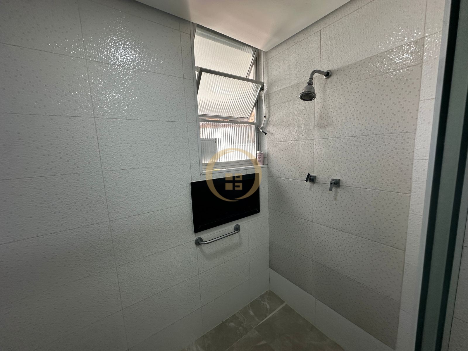 Apartamento Frente ao Mar-3-dormitorios-Pitangueiras