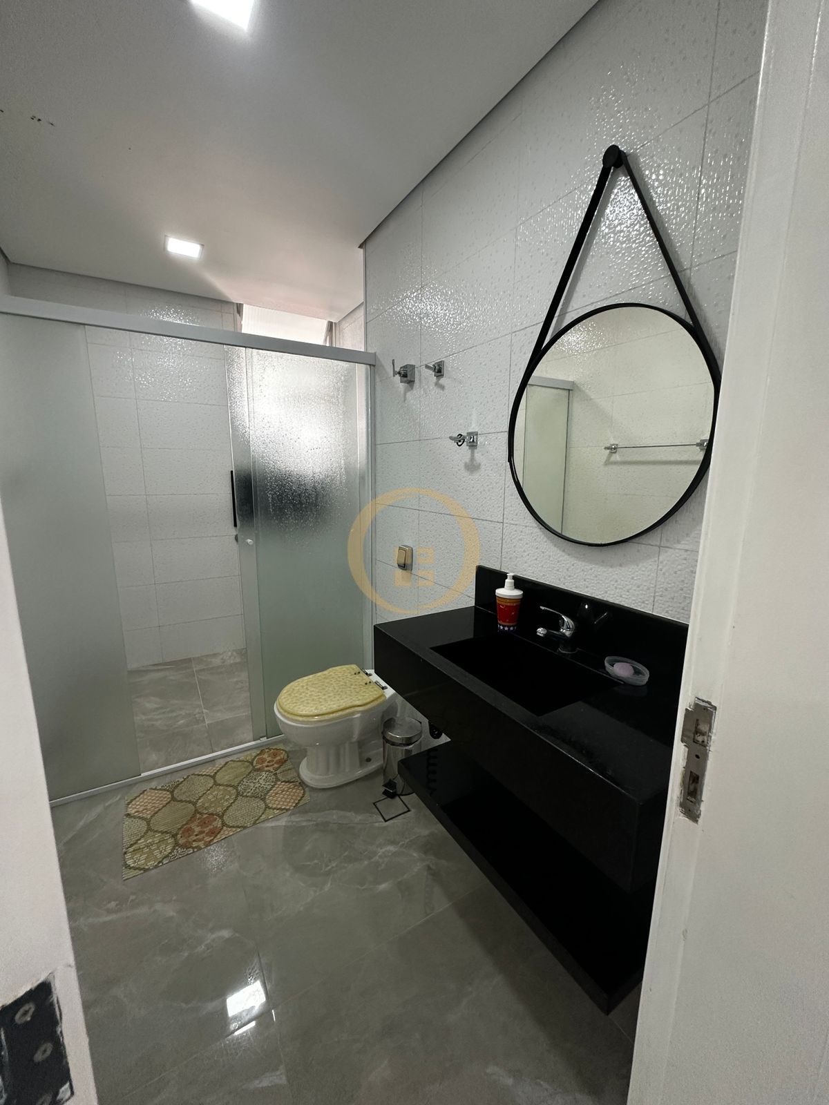 Apartamento Frente ao Mar-3-dormitorios-Pitangueiras