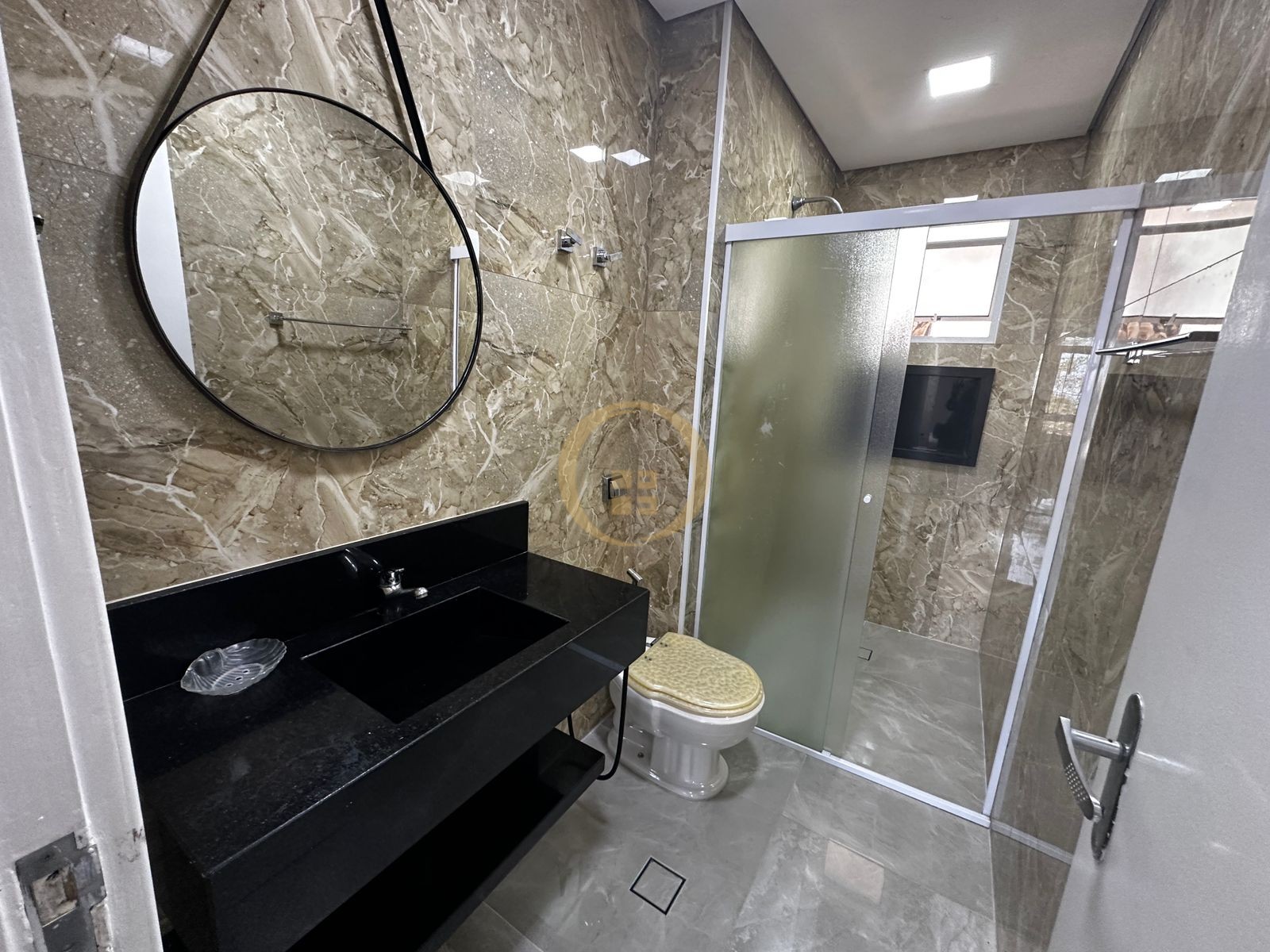 Apartamento Frente ao Mar-3-dormitorios-Pitangueiras