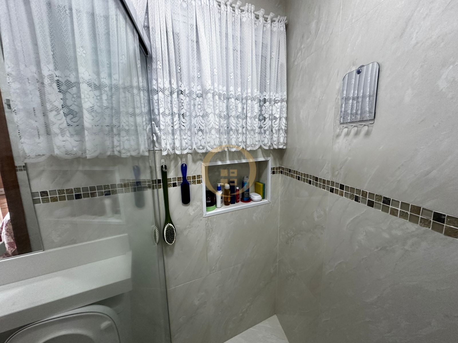 Apartamento Frente ao Mar-3-dormitorios-Pitangueiras