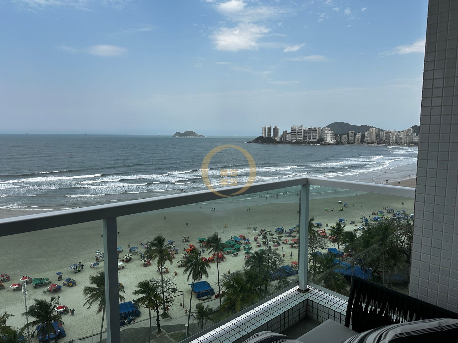 Apartamento Frente ao Mar nas Pitangueiras, Guarujá - SP