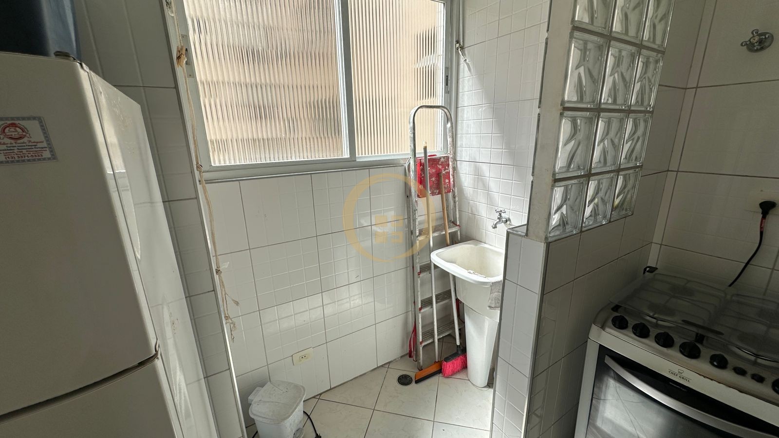 Apartamento na Praia das Pitangueiras, Guarujá - SP