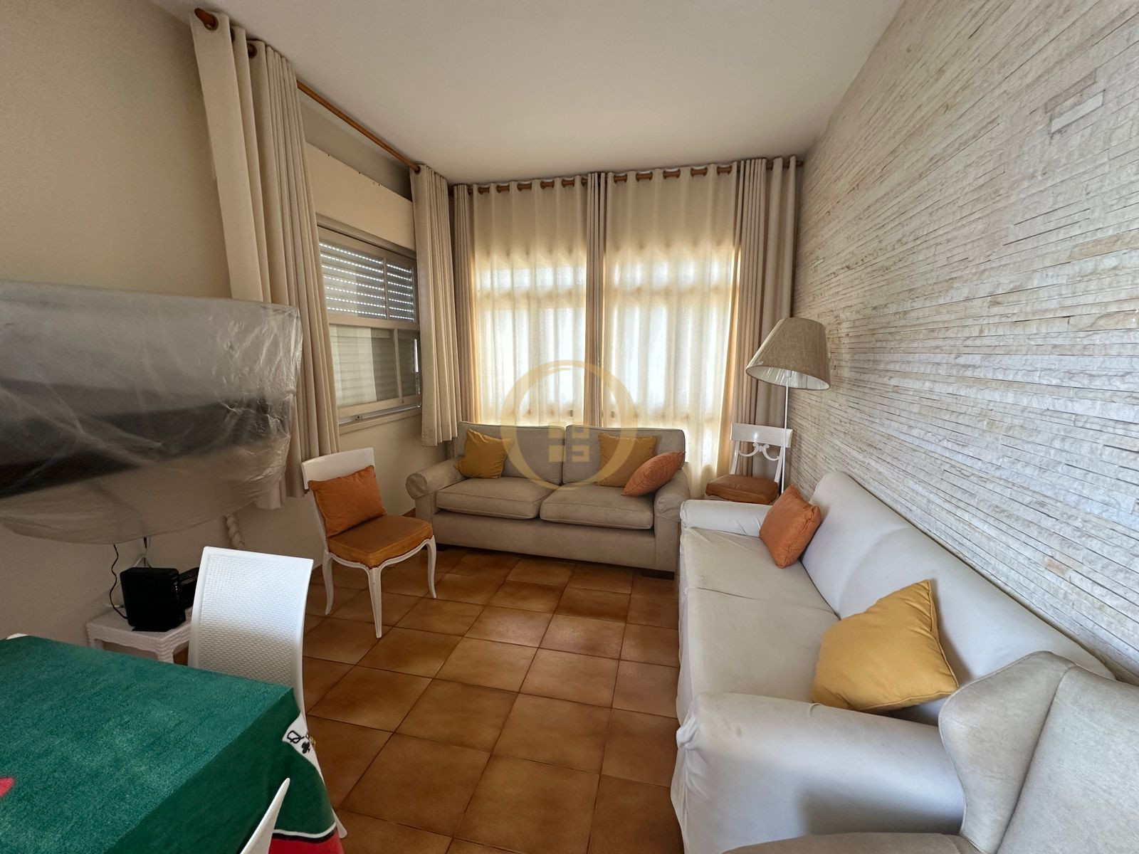 Apartamento Frente ao Mar nas Pitangueiras, Guarujá - SP