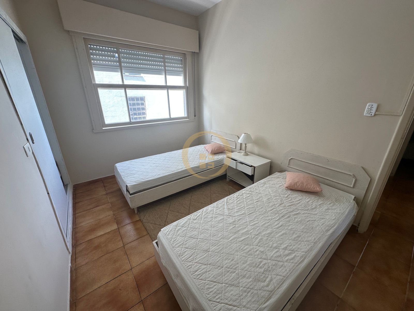 Apartamento Frente ao Mar nas Pitangueiras, Guarujá - SP