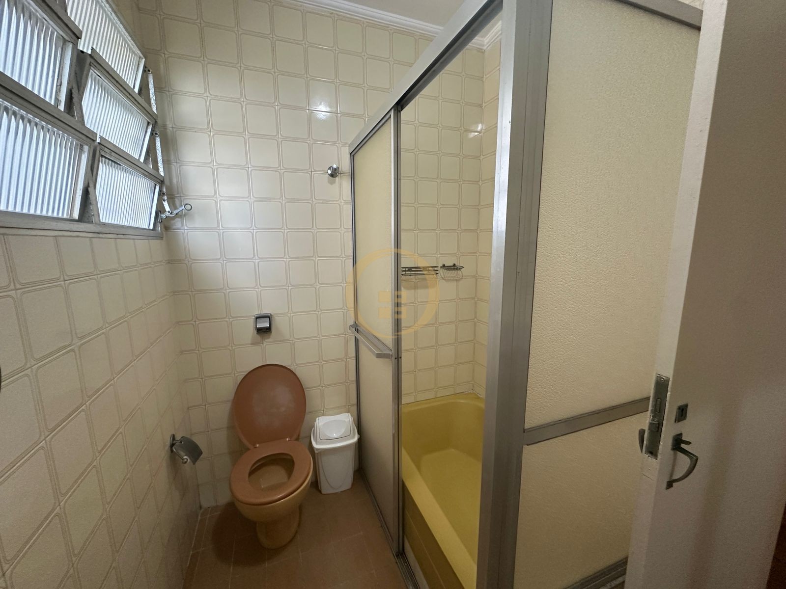 Apartamento Frente ao Mar nas Pitangueiras, Guarujá - SP