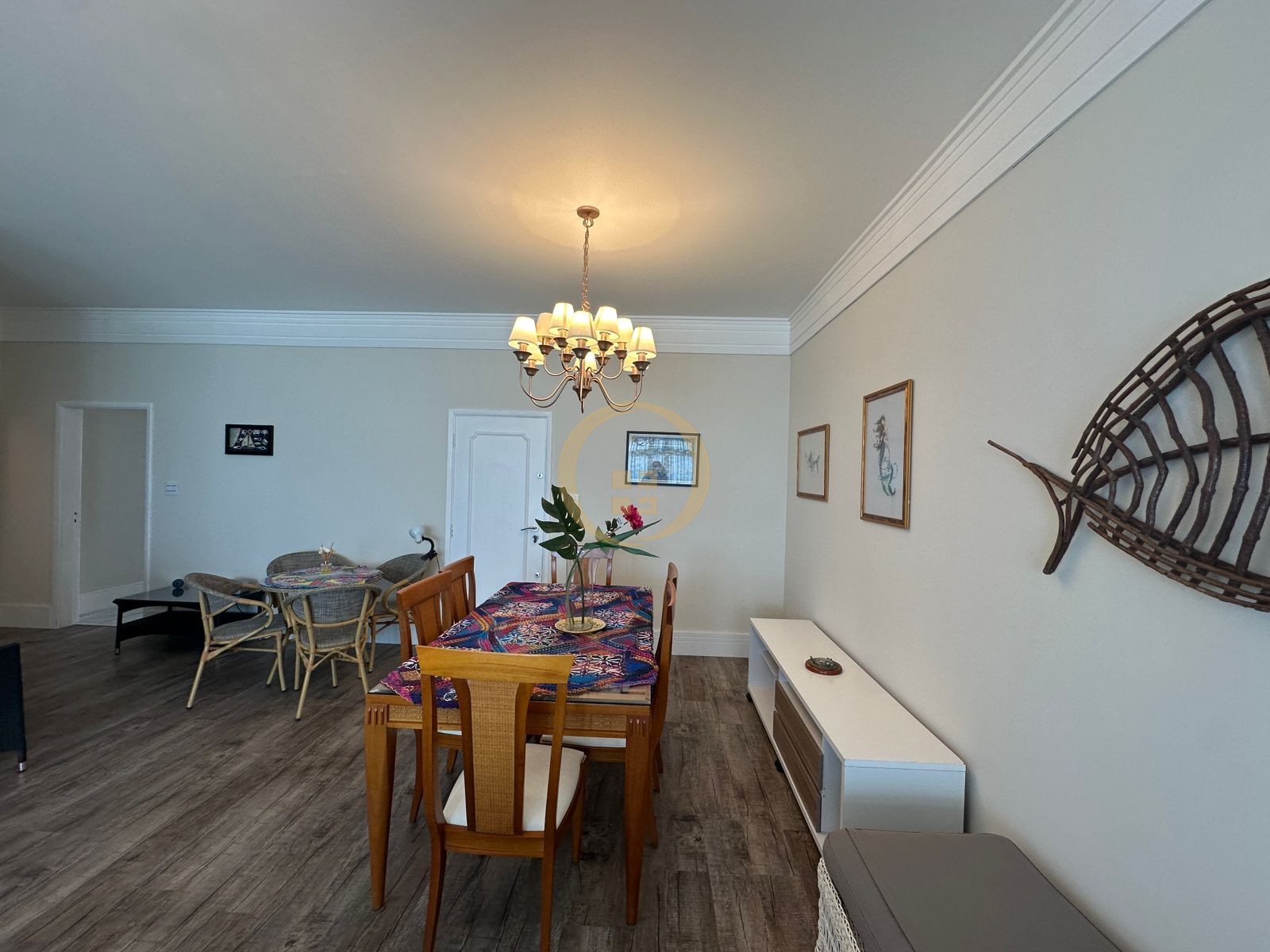 Apartamento Frente ao Mar nas Pitangueiras, Guarujá - SP