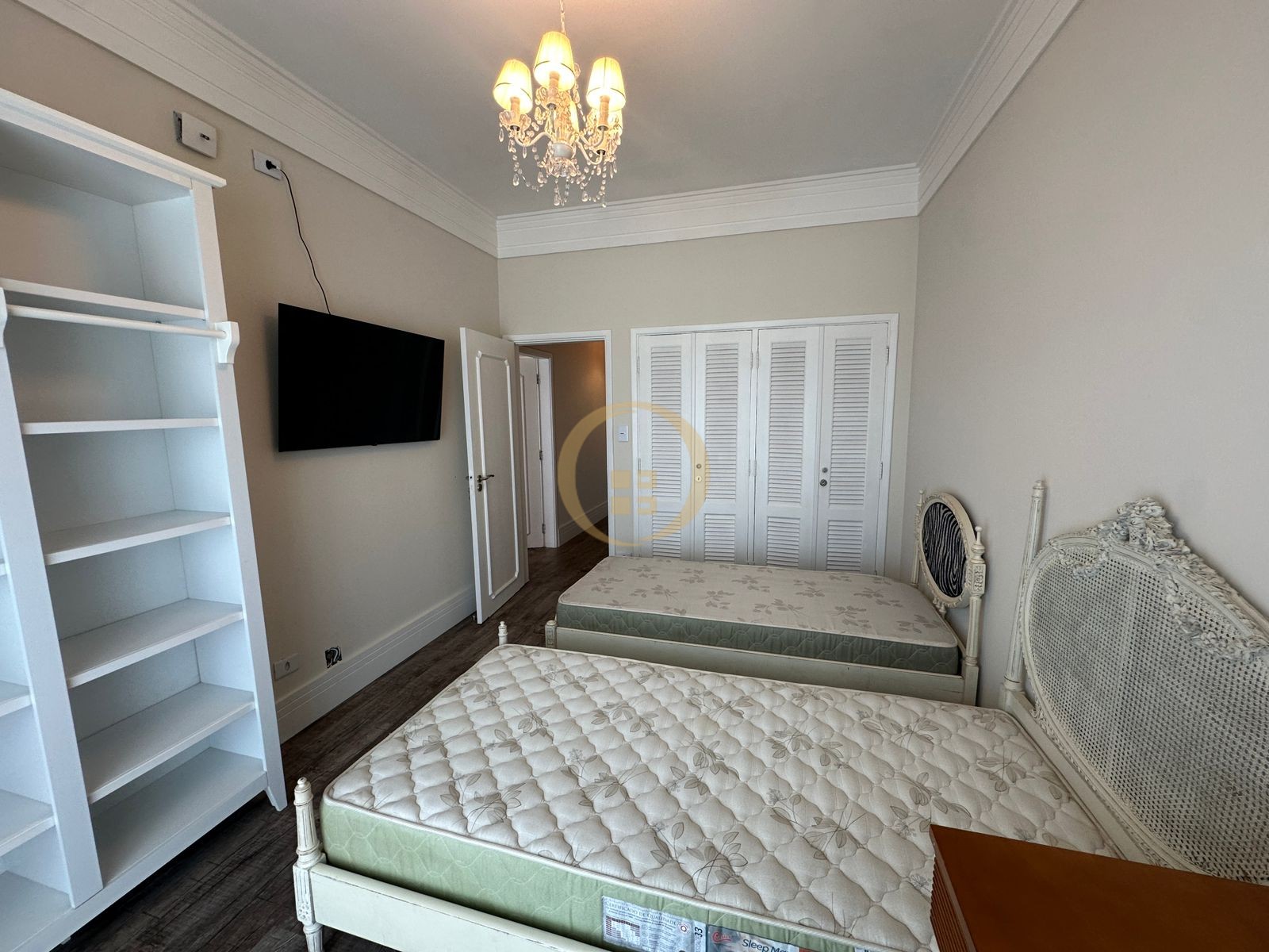 Apartamento Frente ao Mar nas Pitangueiras, Guarujá - SP