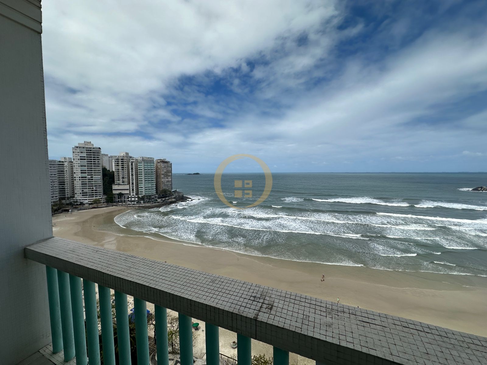 Apartamento Frente ao Mar nas Pitangueiras, Guarujá - SP