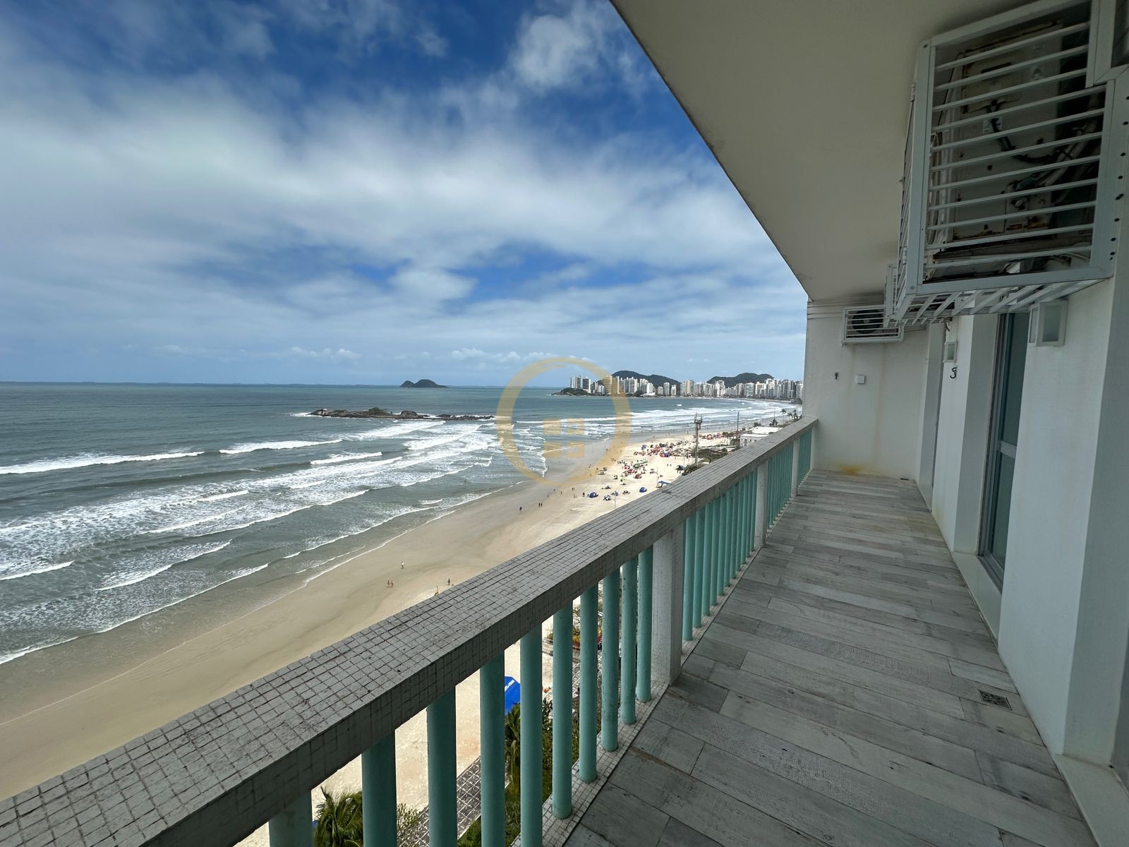 Apartamento Frente ao Mar nas Pitangueiras, Guarujá - SP