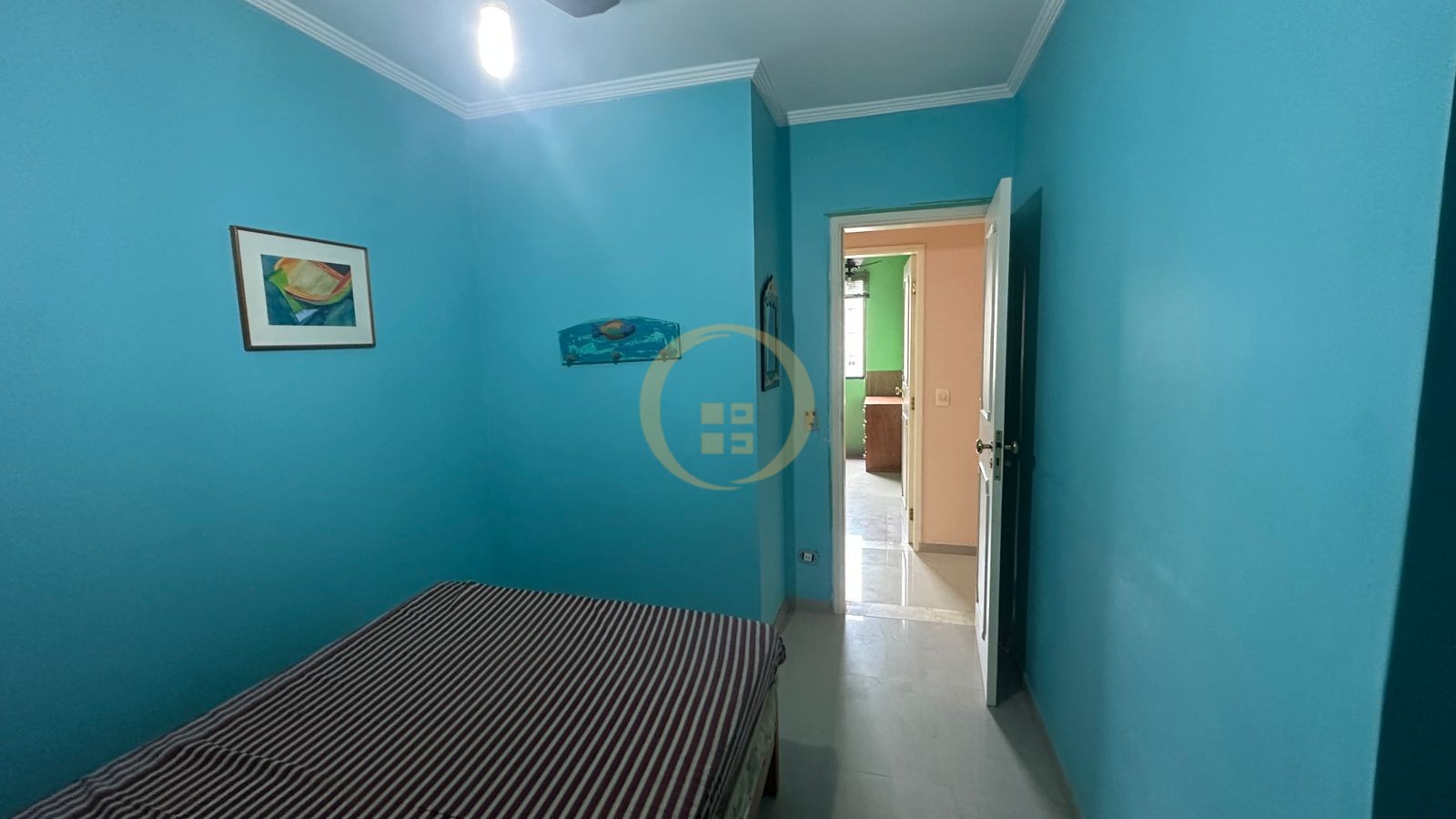 Apartamento na Praia das Pitangueiras, Guarujá - SP