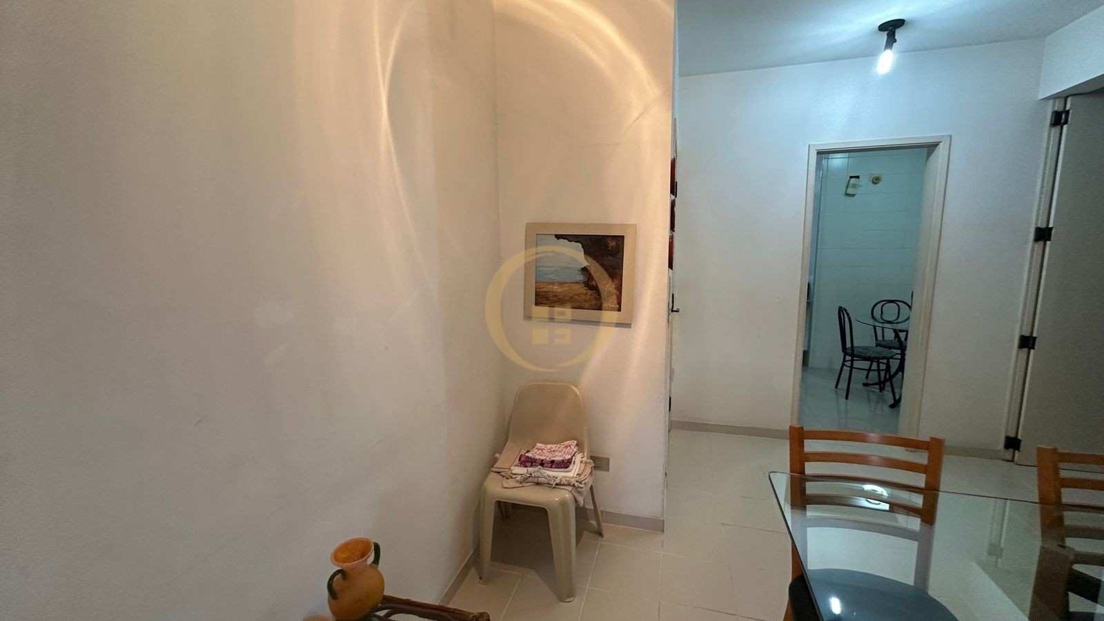 Apartamento na Praia das Pitangueiras, Guarujá - SP