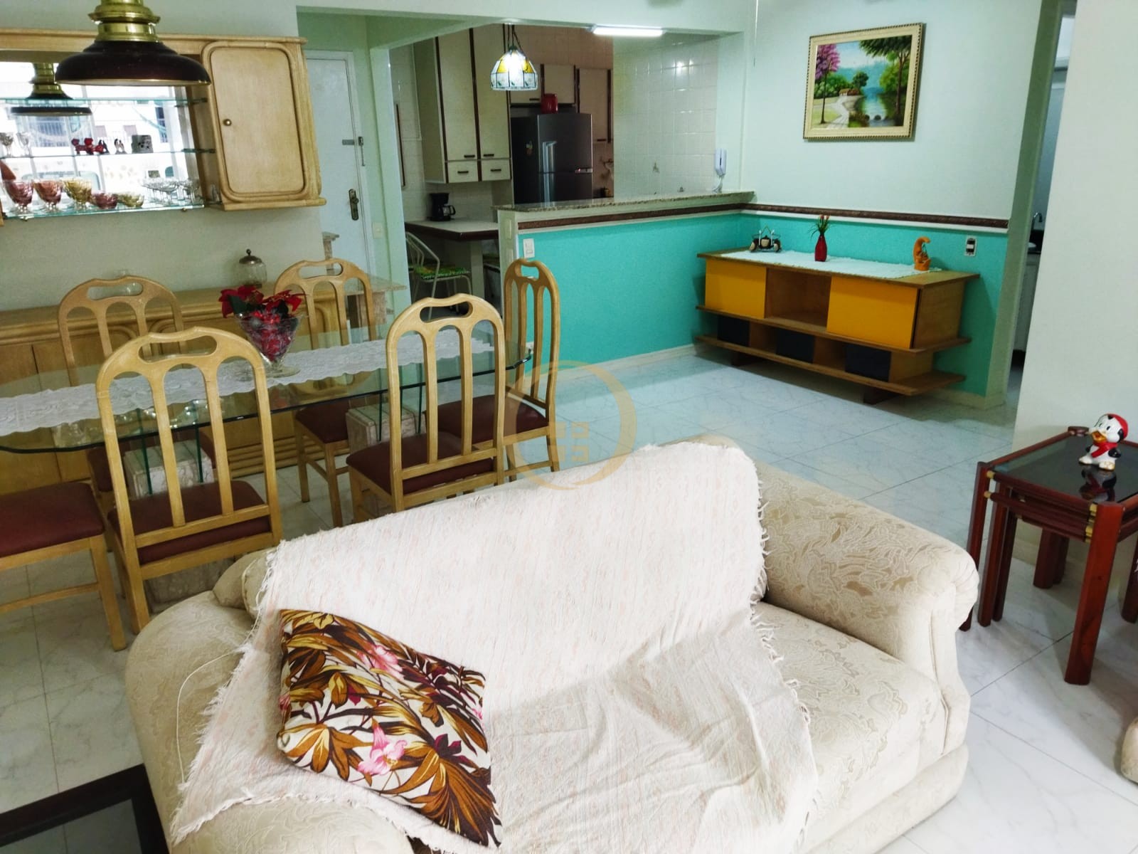 Apartamento na Praia das Pitangueiras, Guarujá - SP
