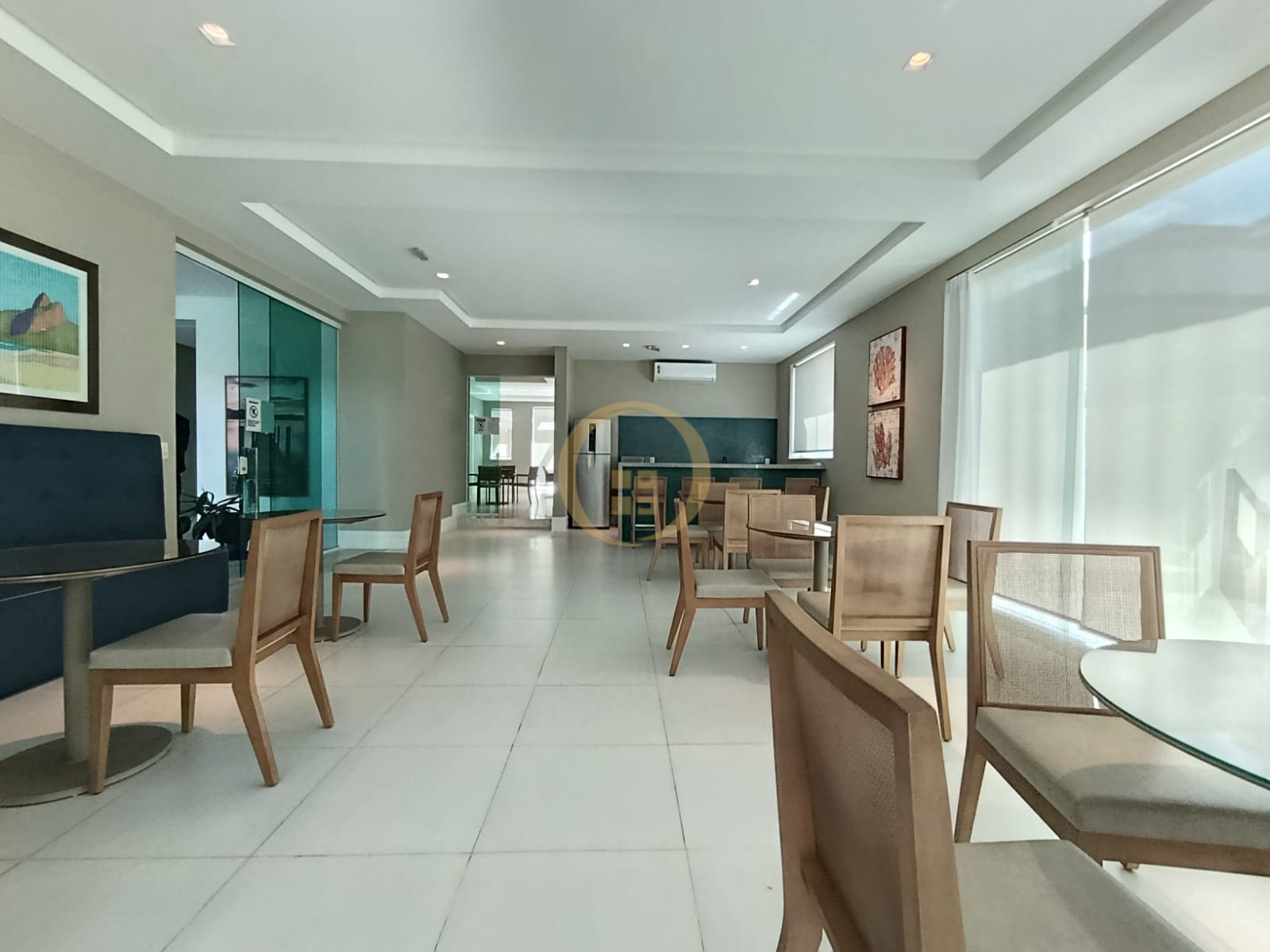 Apartamento na Praia da Enseada, Guarujá - SP