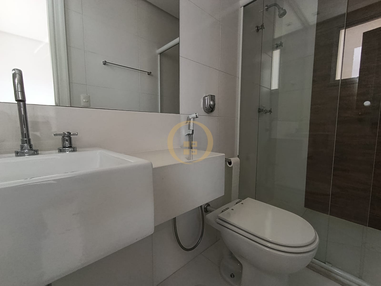 Apartamento na Praia da Enseada, Guarujá - SP