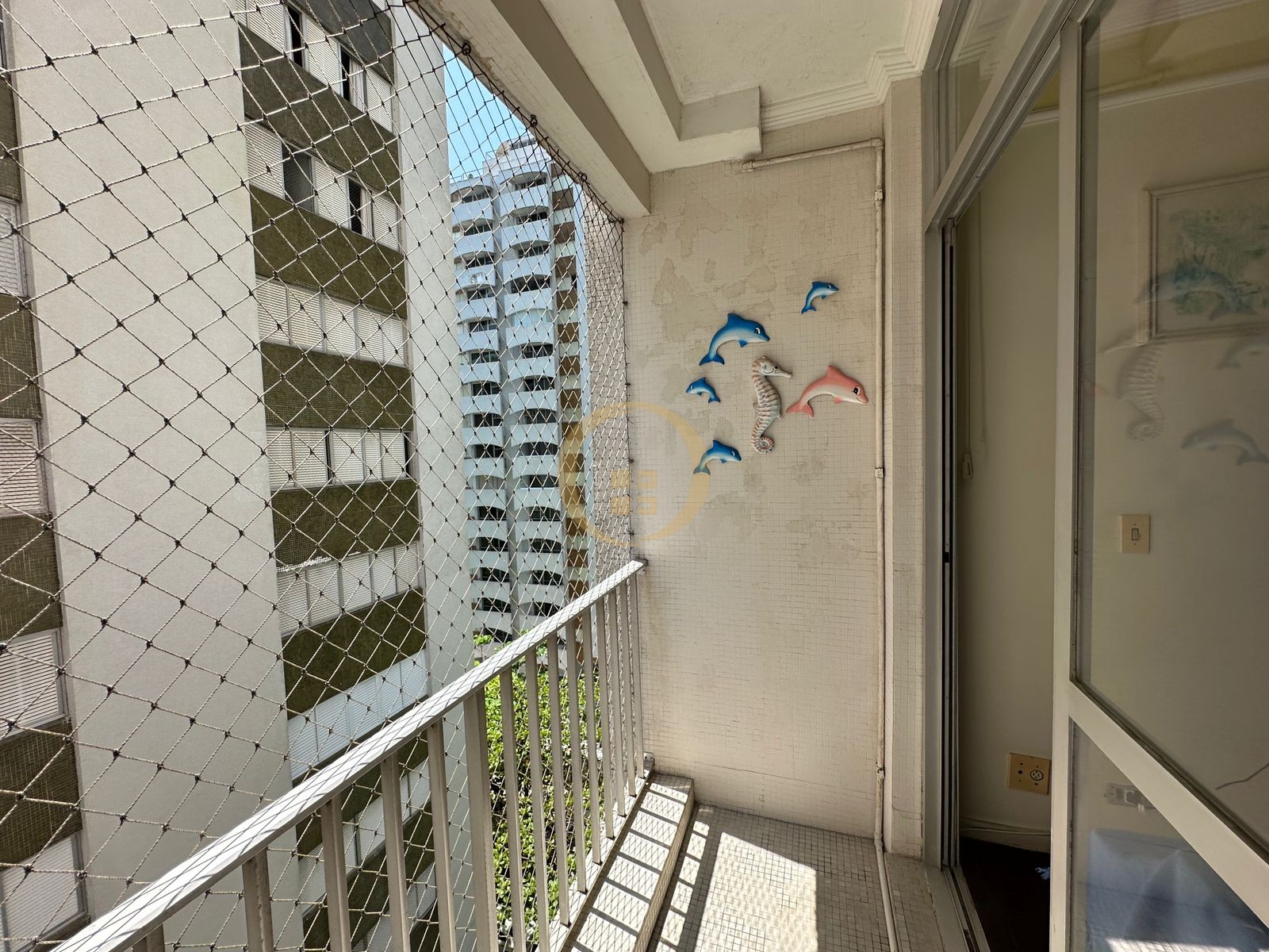 Apartamento na Praia das Pitangueiras, Guarujá - SP