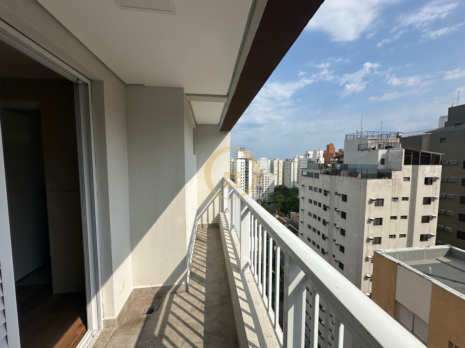 Cobertura na Praia das Pitangueiras, Guarujá - SP