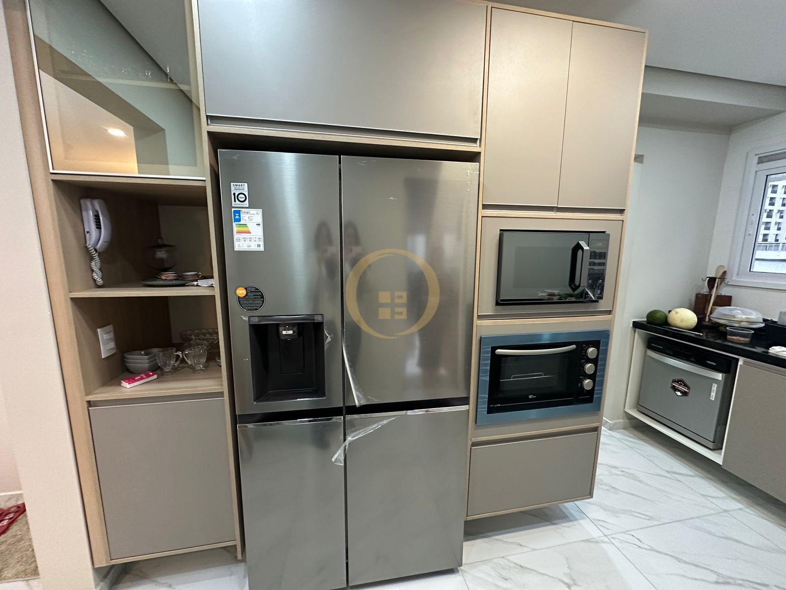 Apartamento na Praia das Pitangueiras, Guarujá - SP
