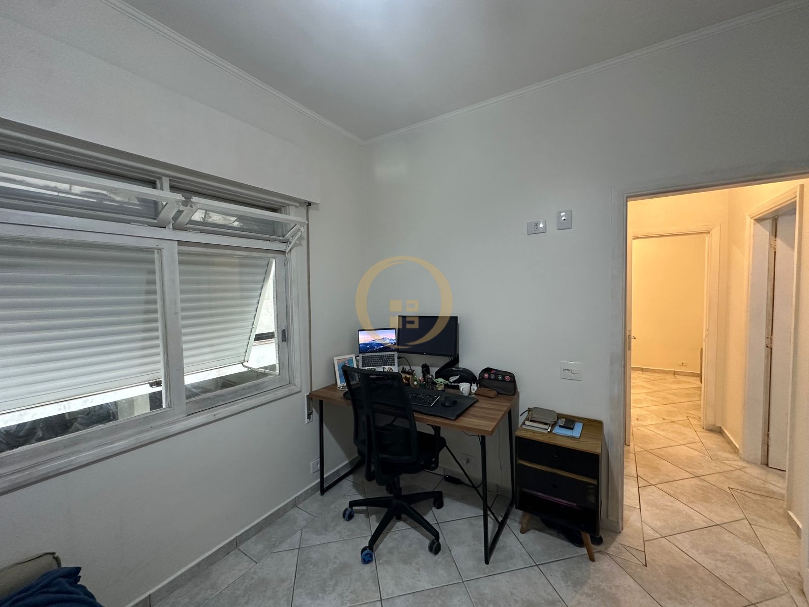 Apartamento na Praia das Pitangueiras, Guarujá - SP
