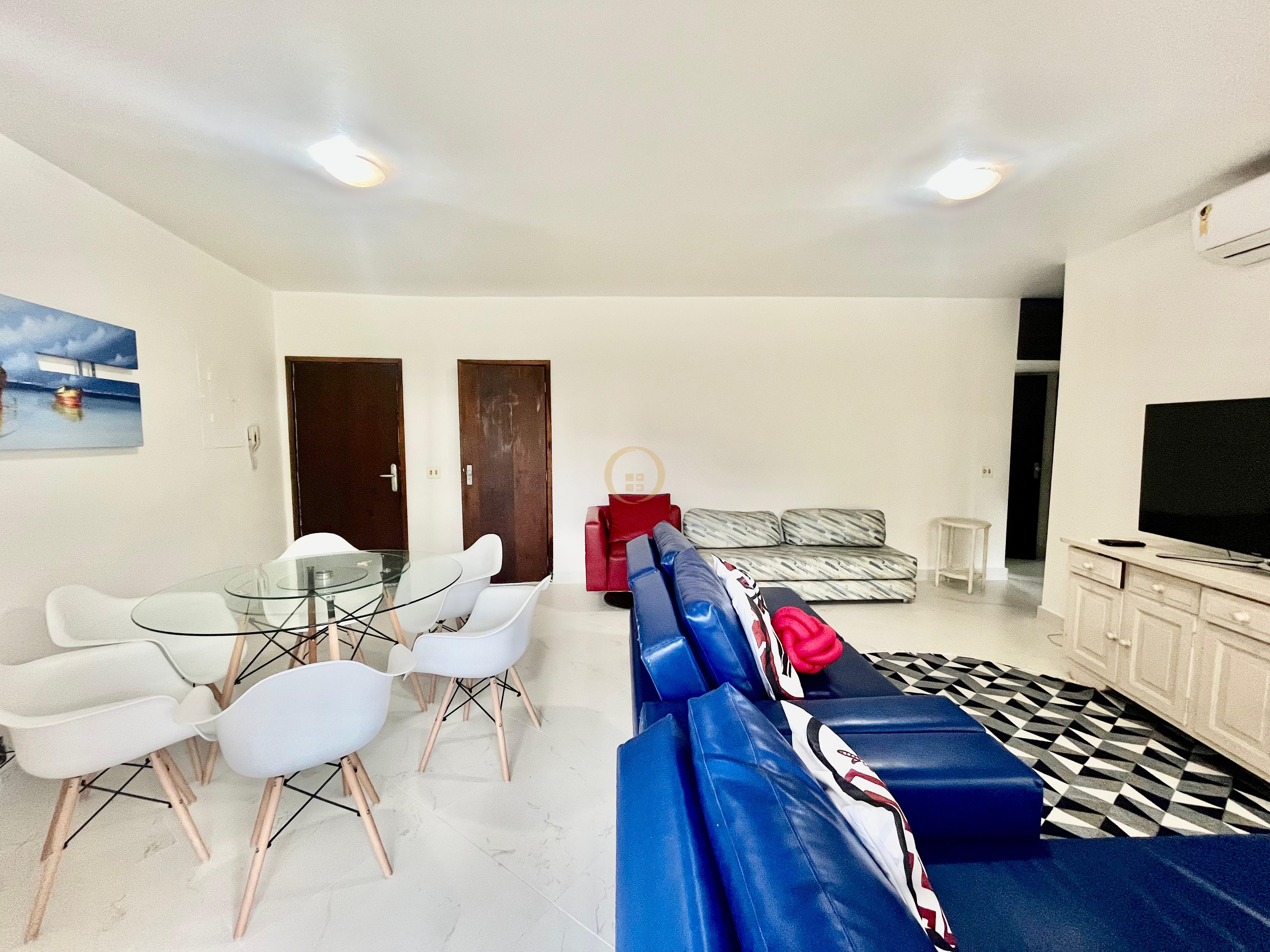 Apartamento na Praia da Enseada, Guarujá - SP