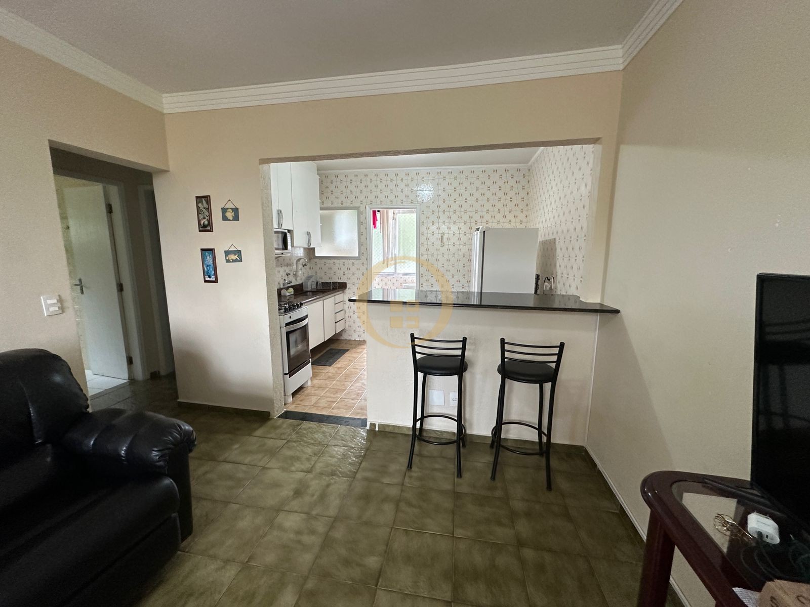 Apartamento na Praia das Pitangueiras, Guarujá - SP