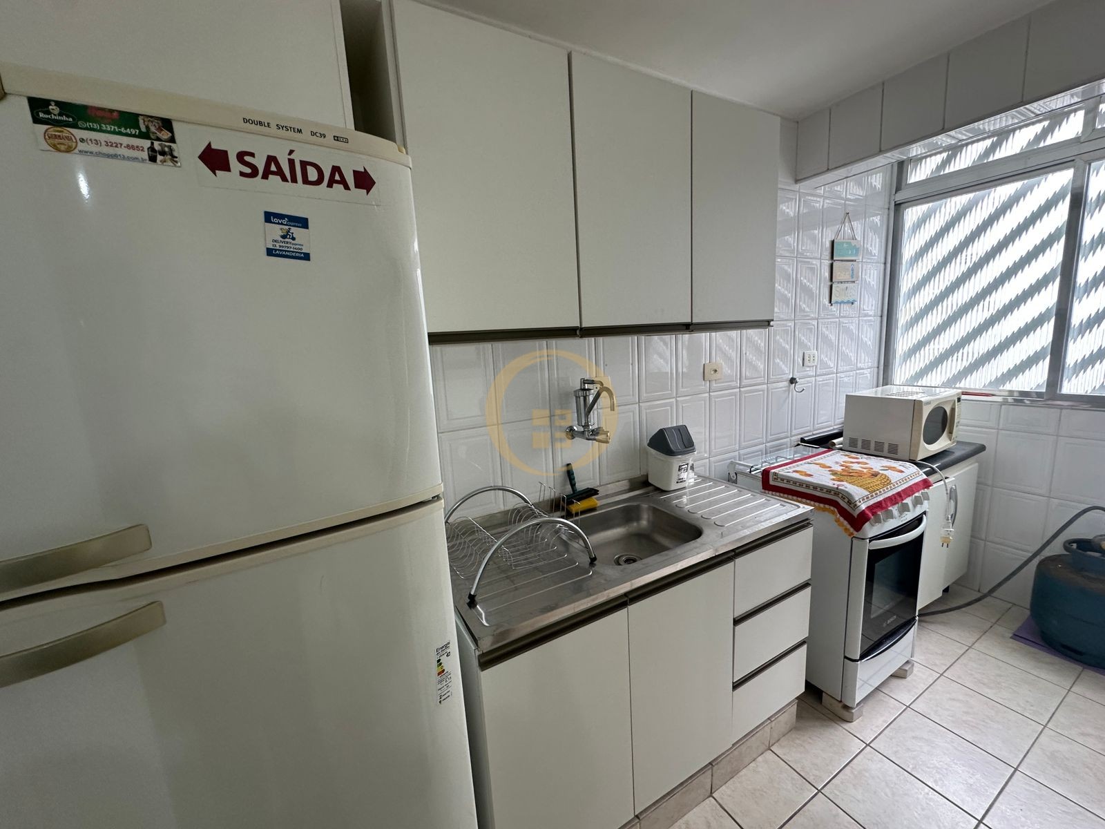 Apartamento na Praia das Pitangueiras, Guarujá - SP