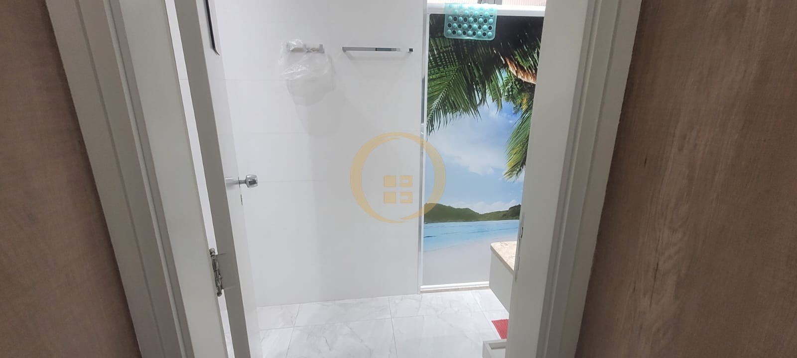 Apartamento na Praia das Pitangueiras, Guarujá - SP