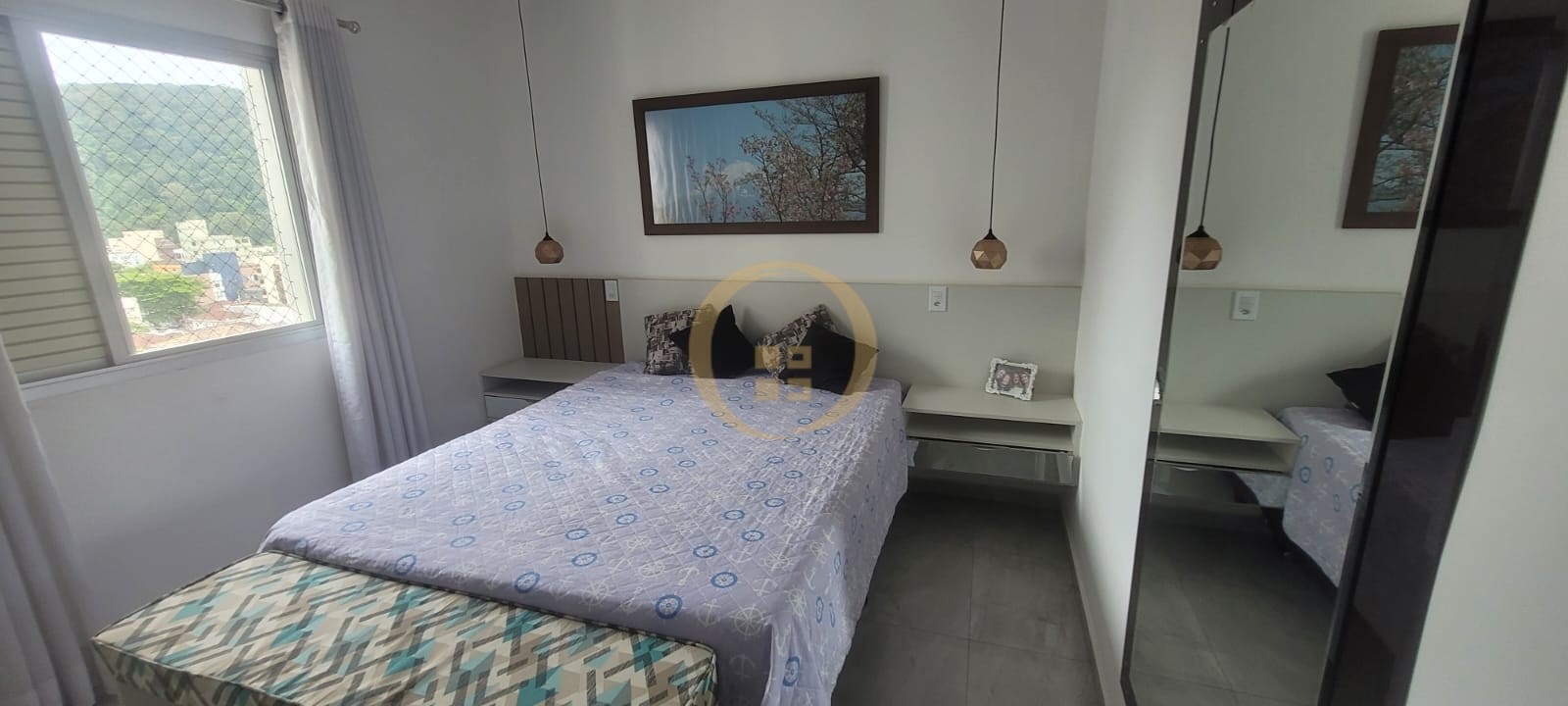 Apartamento na Praia das Pitangueiras, Guarujá - SP