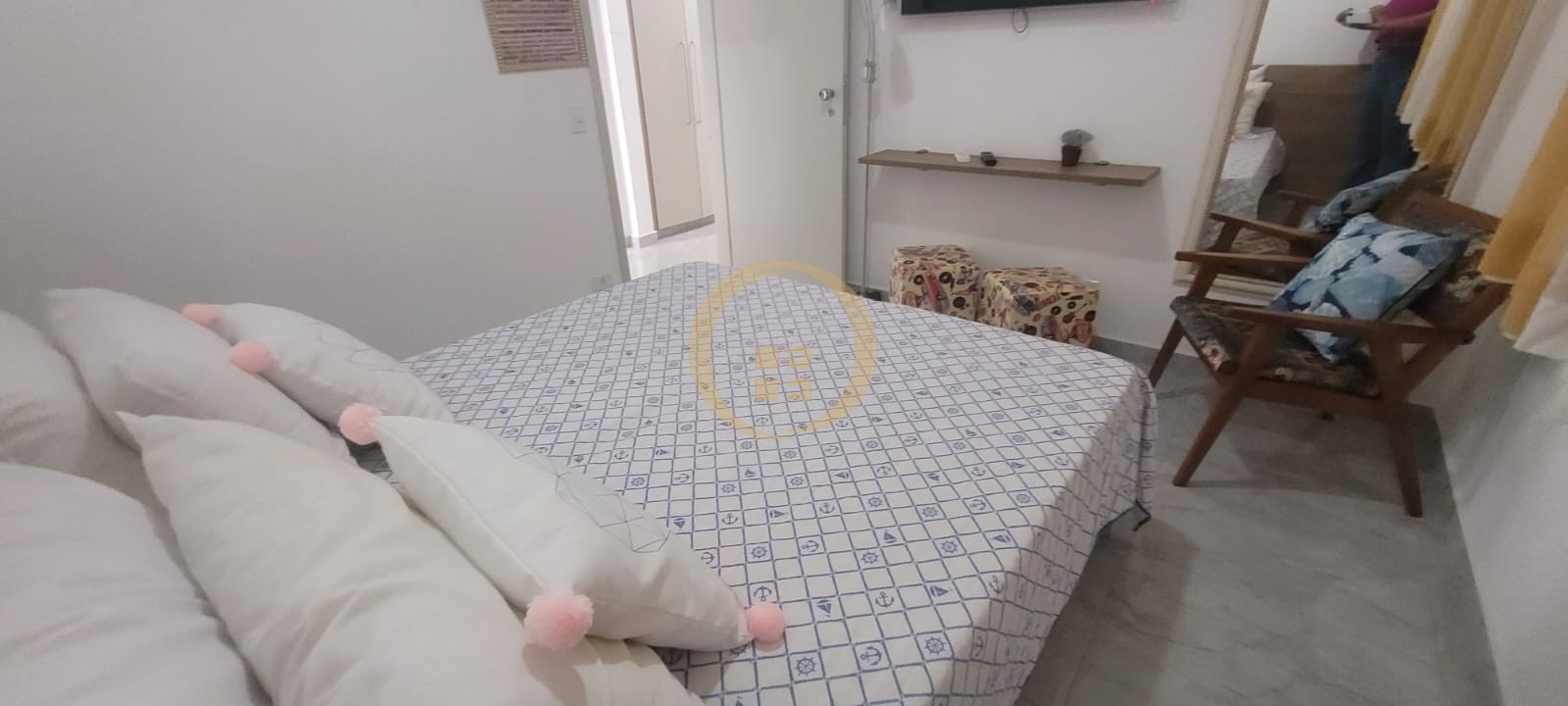 Apartamento na Praia das Pitangueiras, Guarujá - SP