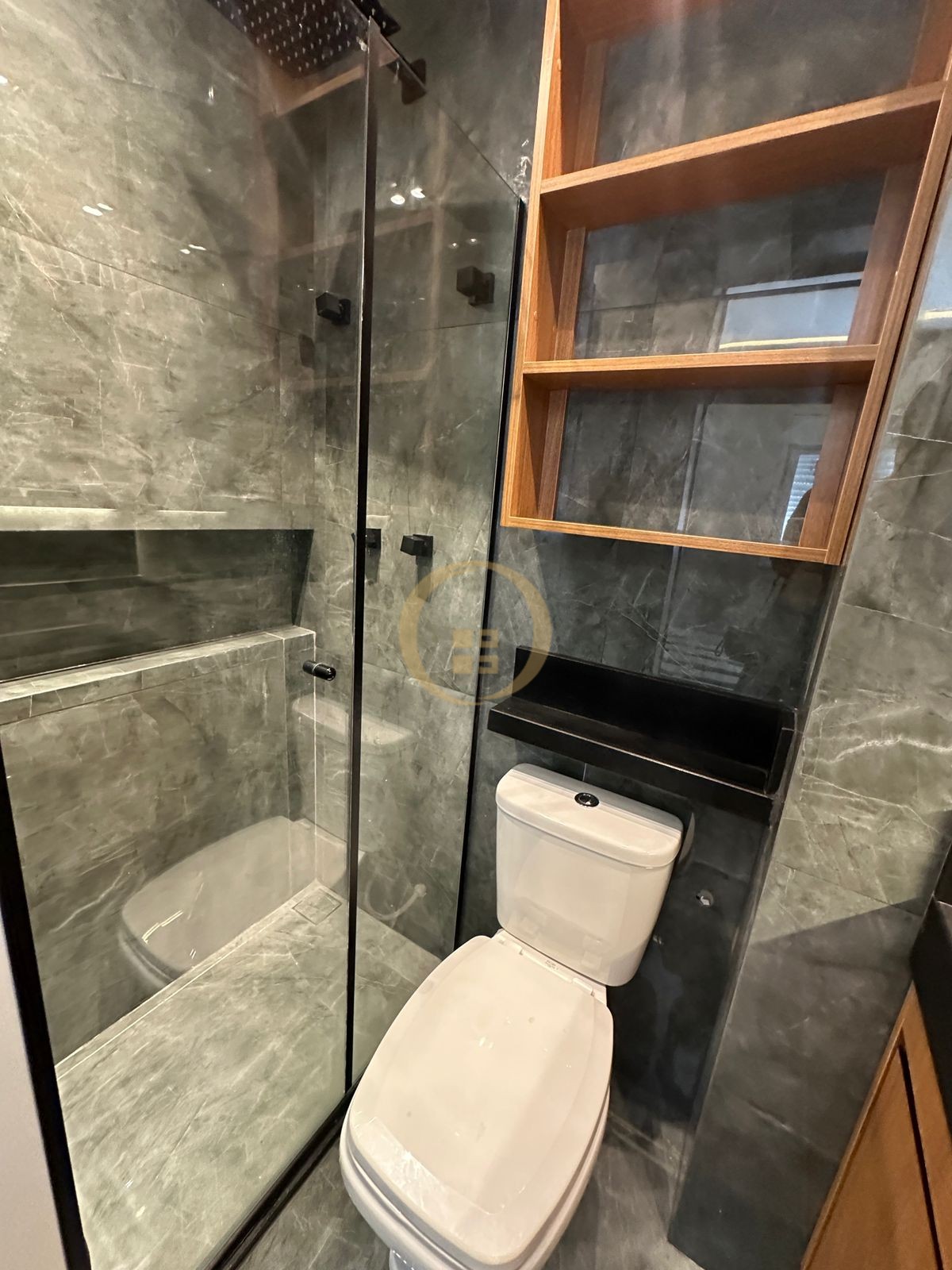 Apartamento na Praia das Astúrias, Guarujá - SP