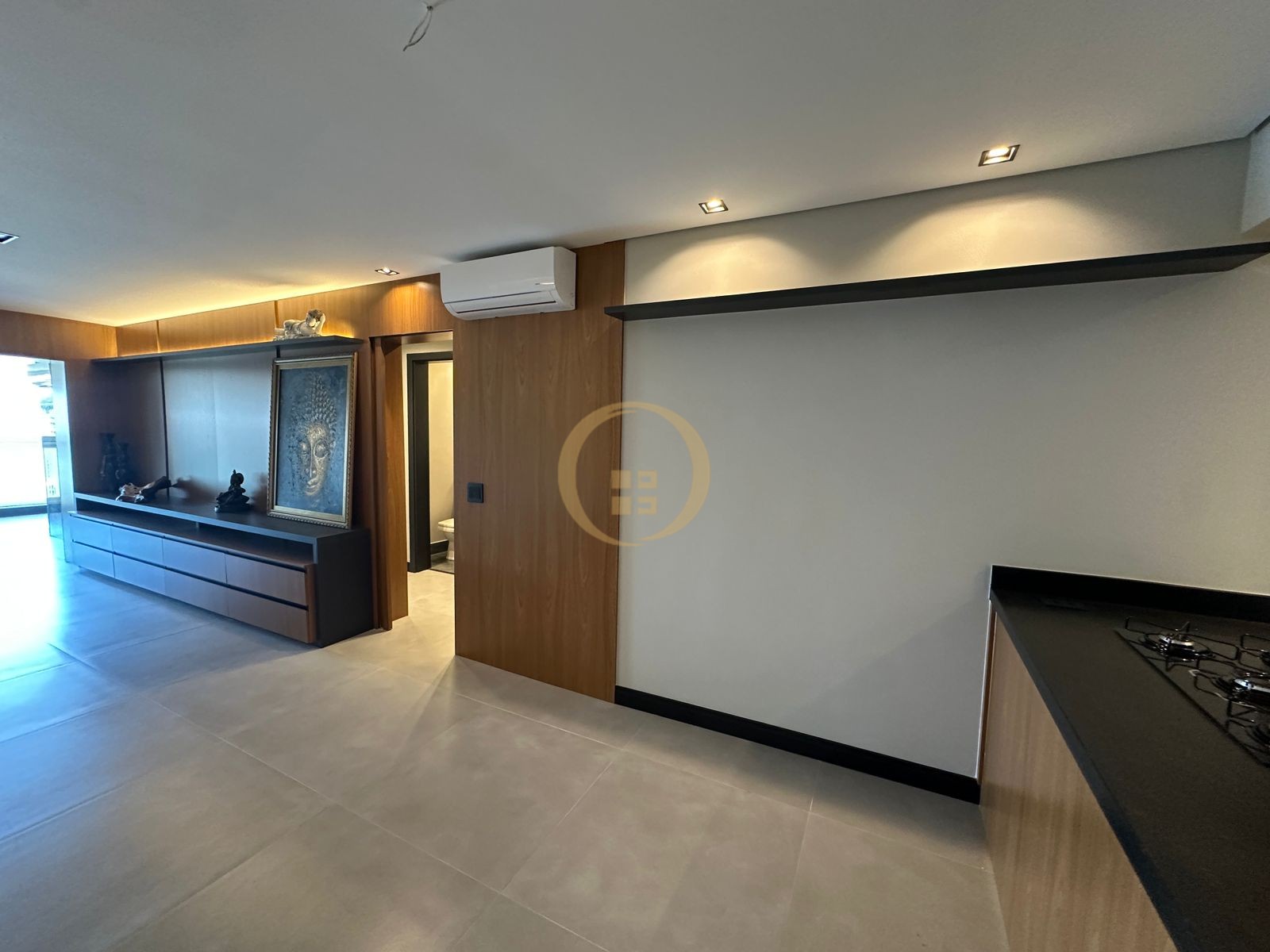 Apartamento na Praia das Astúrias, Guarujá - SP