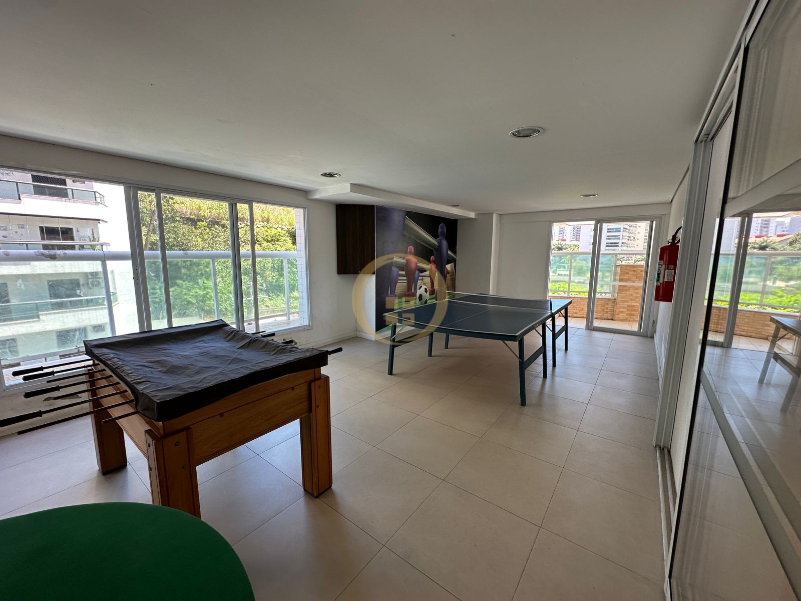 Apartamento na Praia das Astúrias, Guarujá - SP