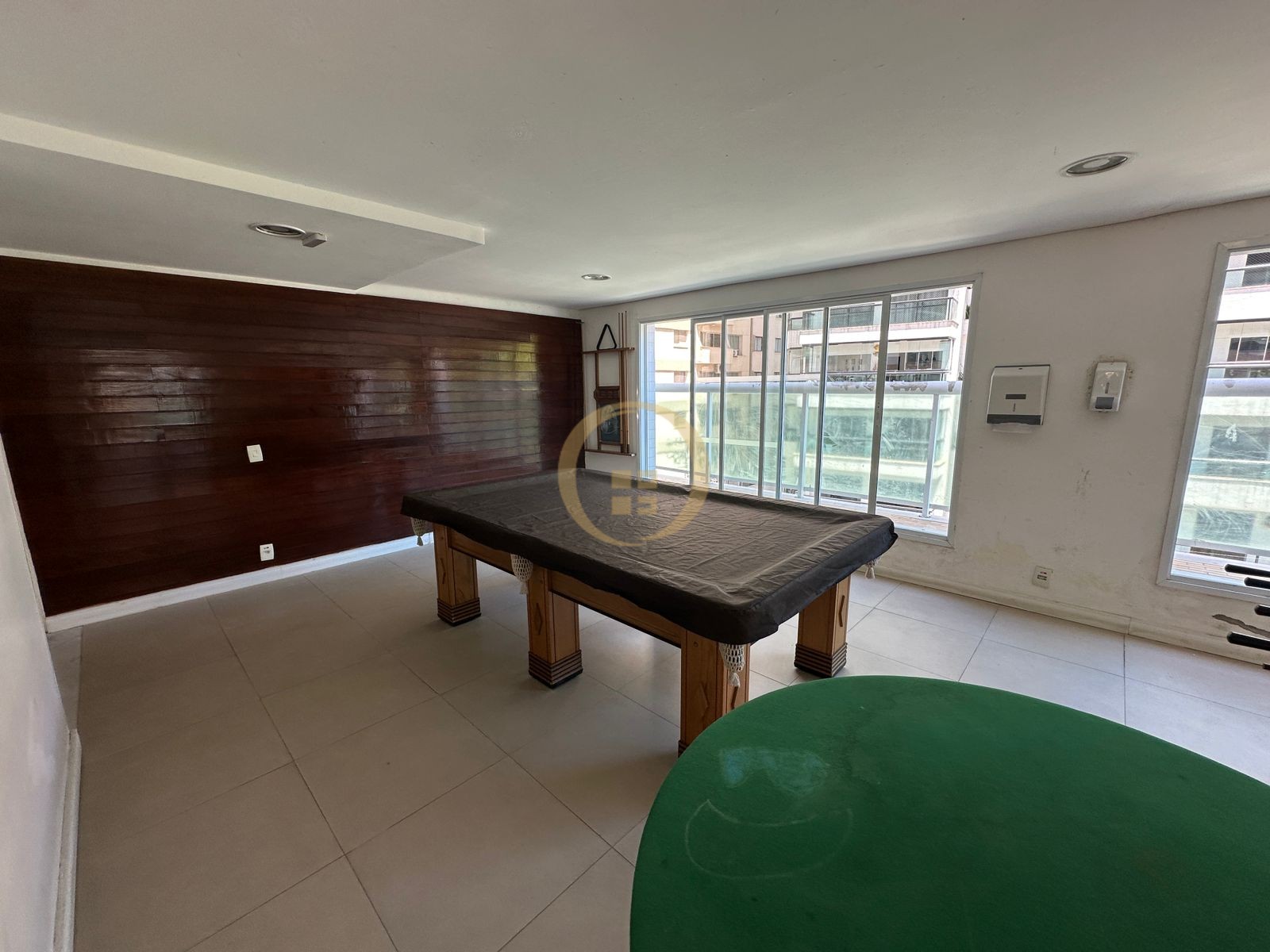 Apartamento na Praia das Astúrias, Guarujá - SP