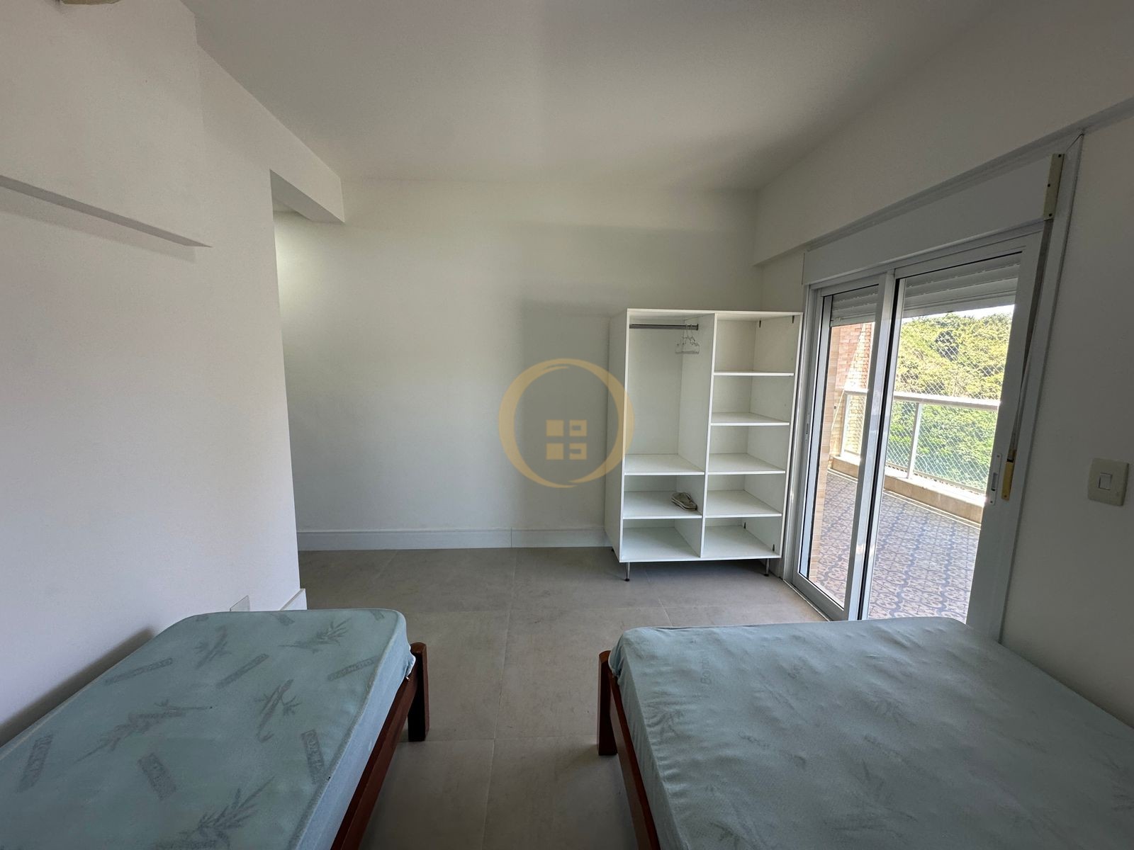 Apartamento na Praia das Astúrias, Guarujá - SP
